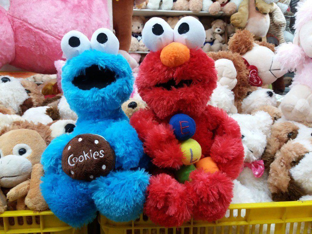 Terjual [WTS] Boneka Mini Elmo Biru Monster Cookies Import