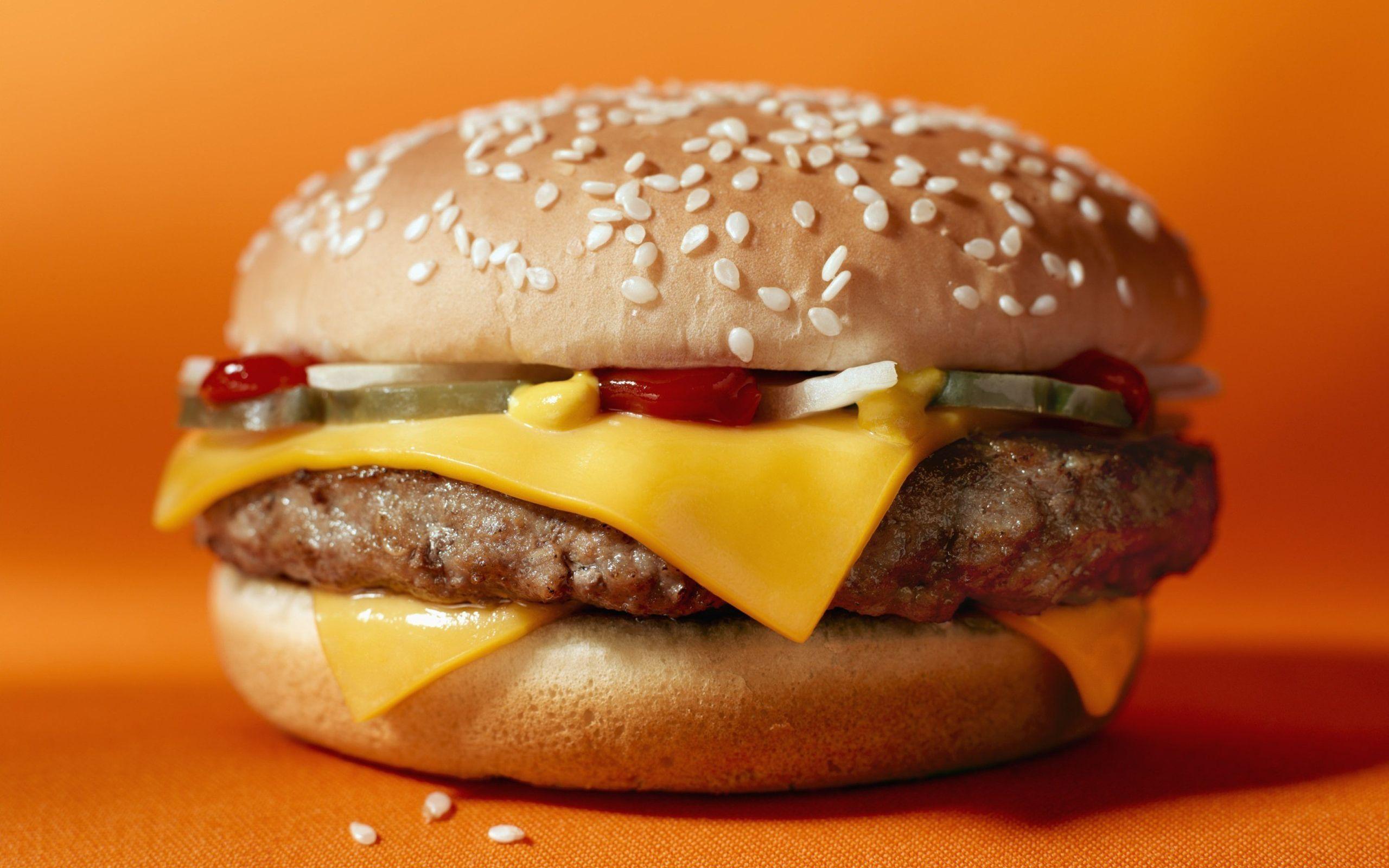 Royal Cheeseburger Widescreen Wallpaper. Wide Wallpaper.NET