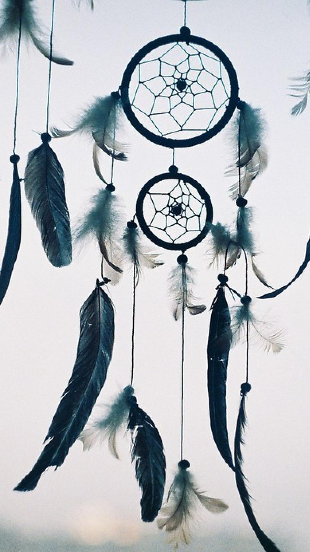 Dreamcatchers feathers wallpaper