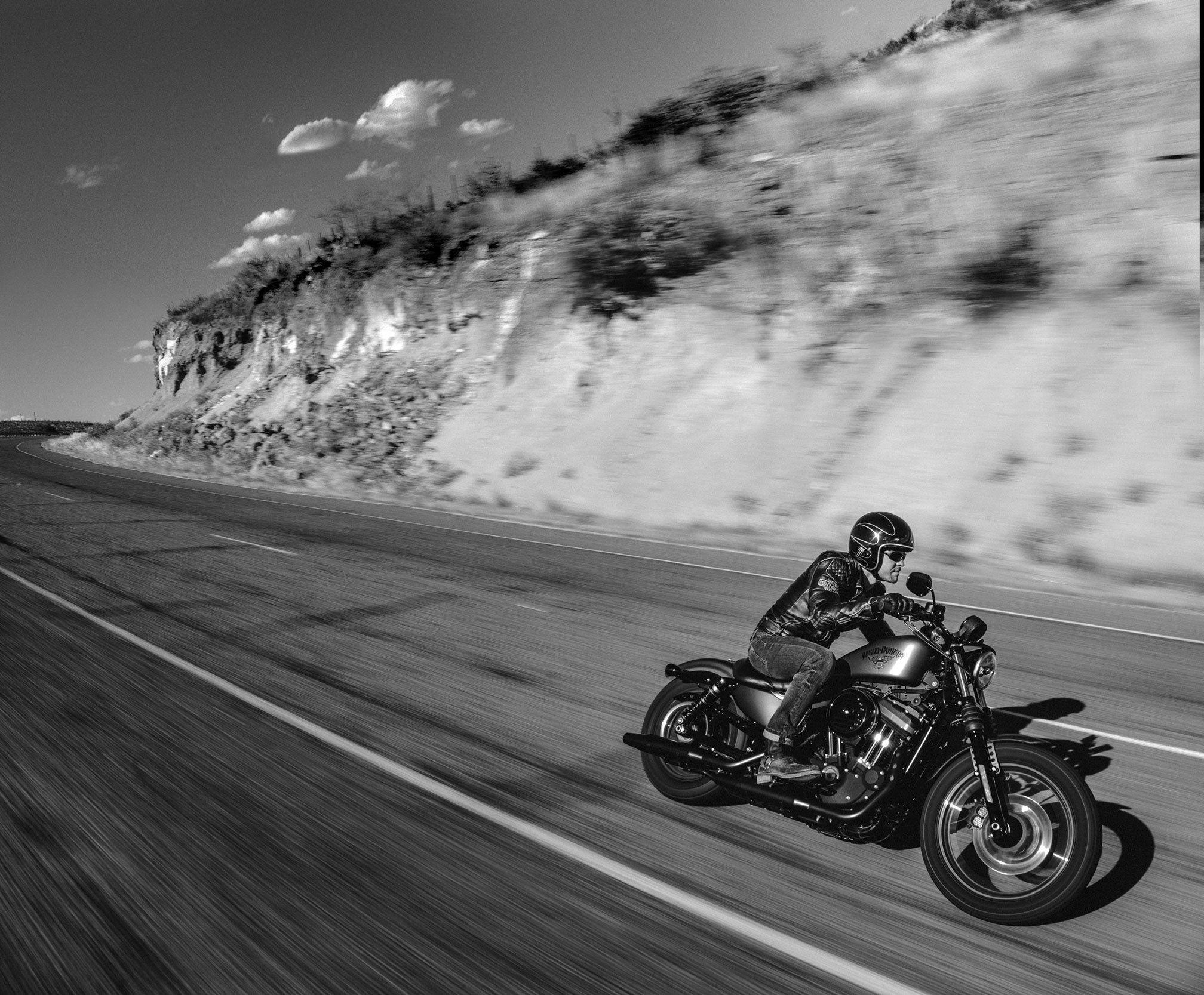 Harley Davidson Iron 883 motorbike bike motorcycle wallpaper