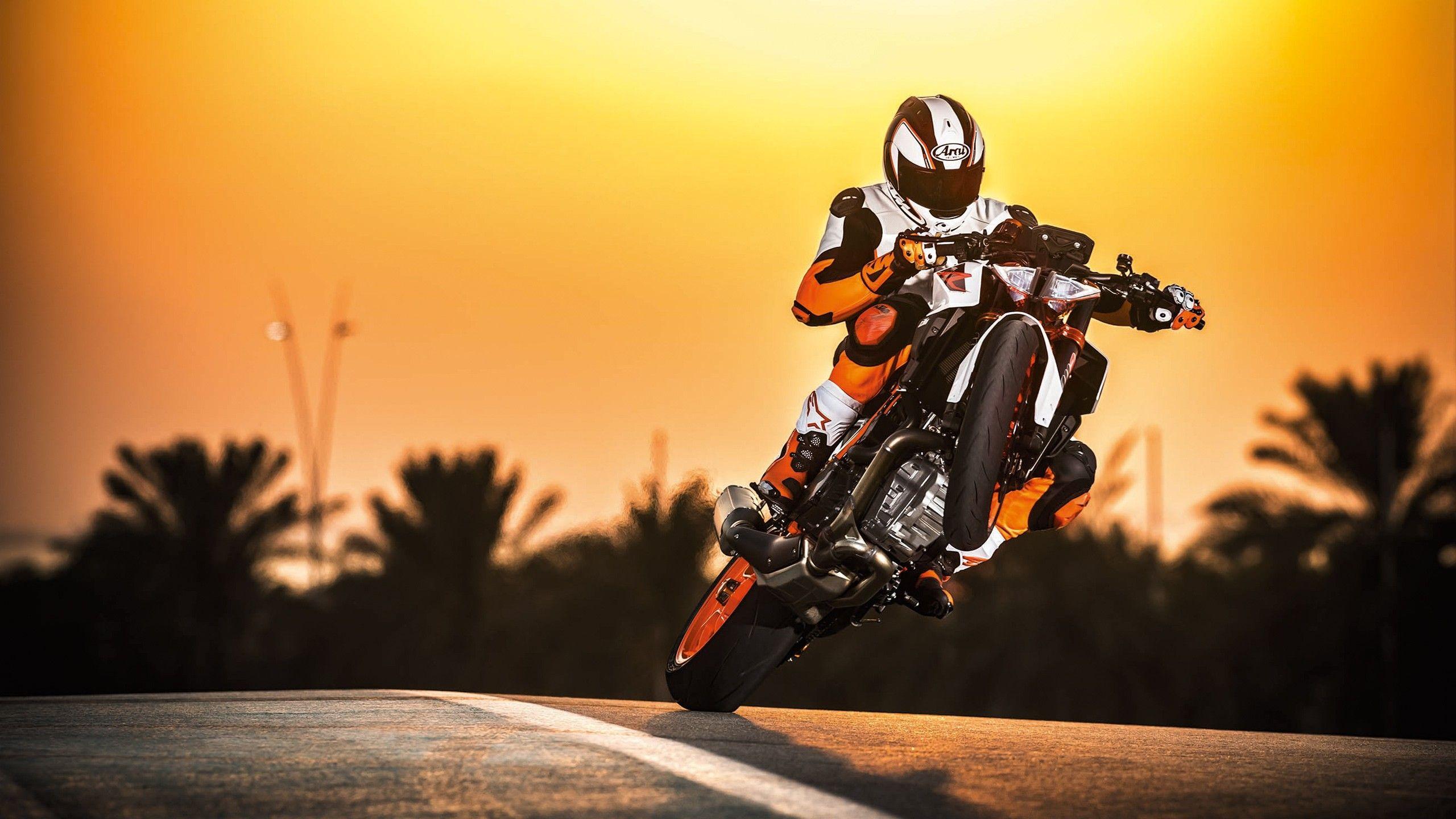 ktm 1290 super duke r stunt 2560×1440