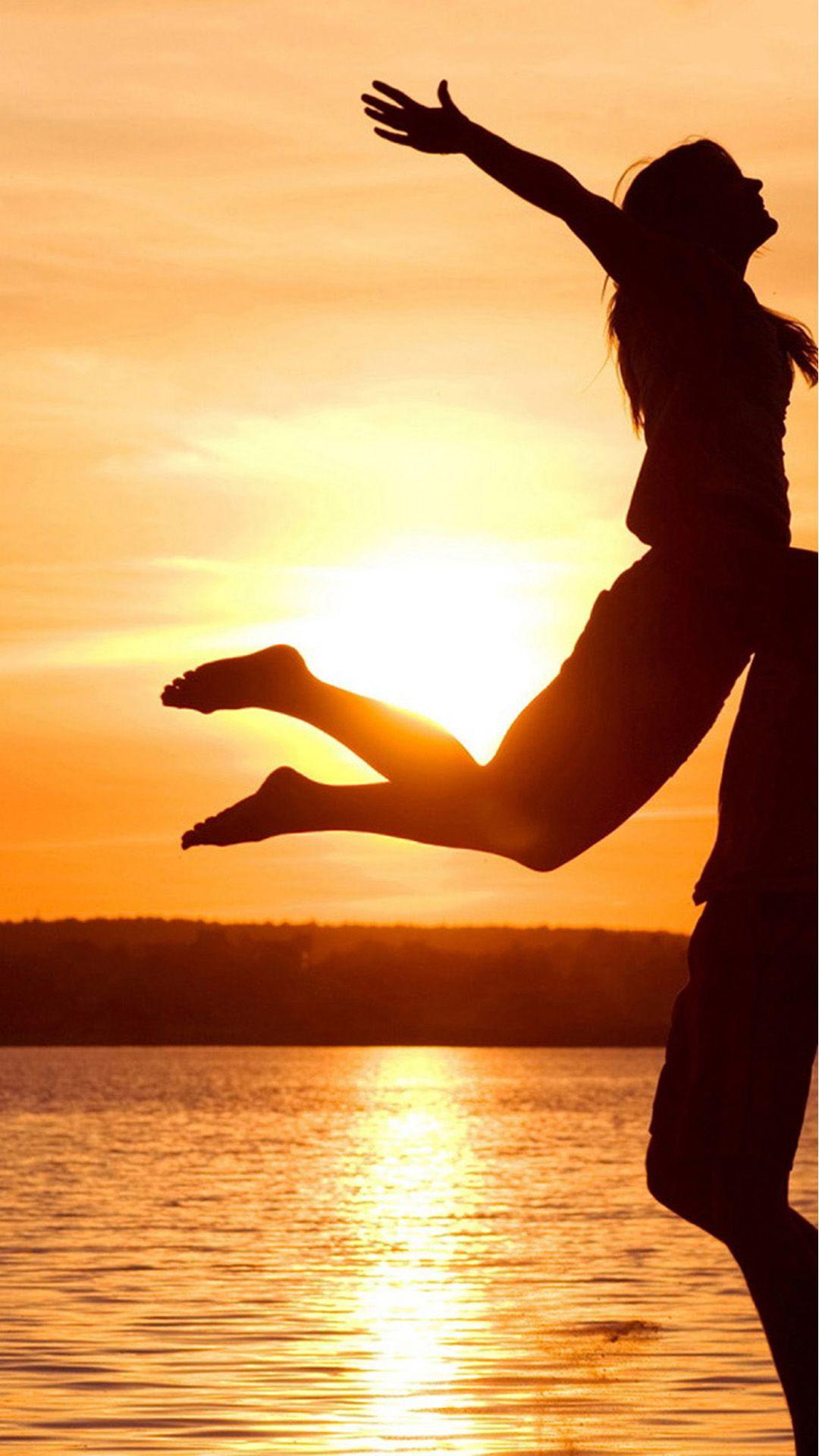 Love Couple on Beach with Sunset Android wallpaper HD