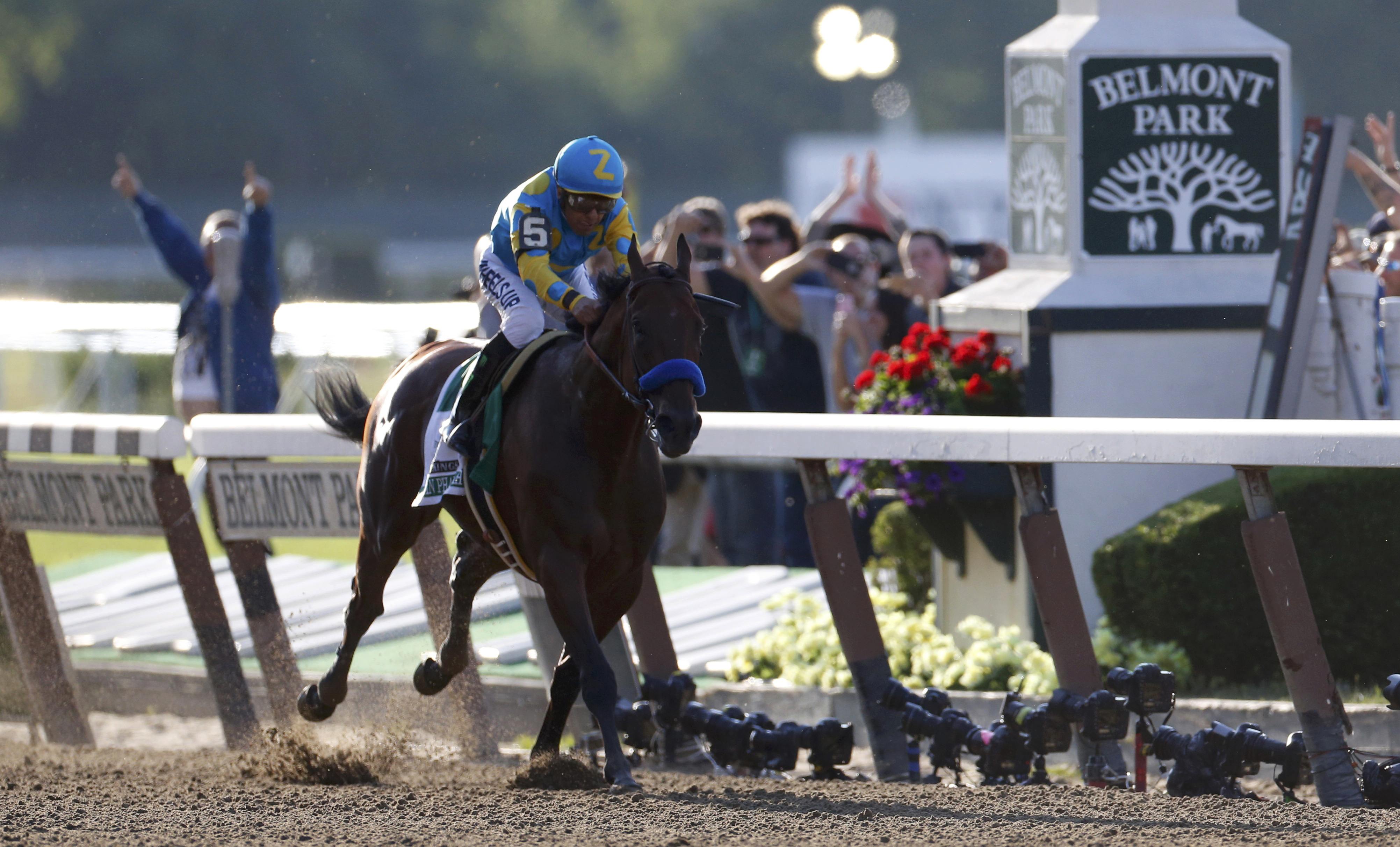 Triple Crown Of Thoroughbred Racing Wallpapers Wallpaper Cave