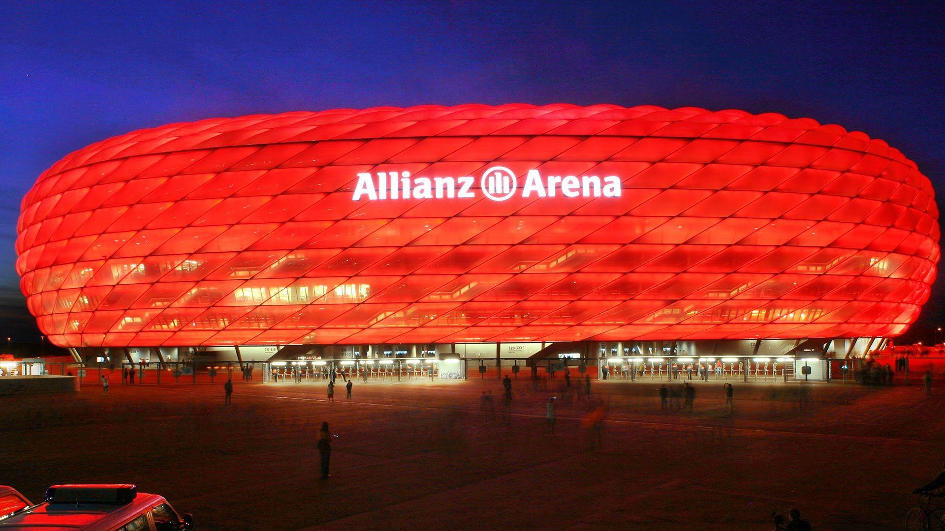 Allianz Arena (Munich, Germany) time lapse