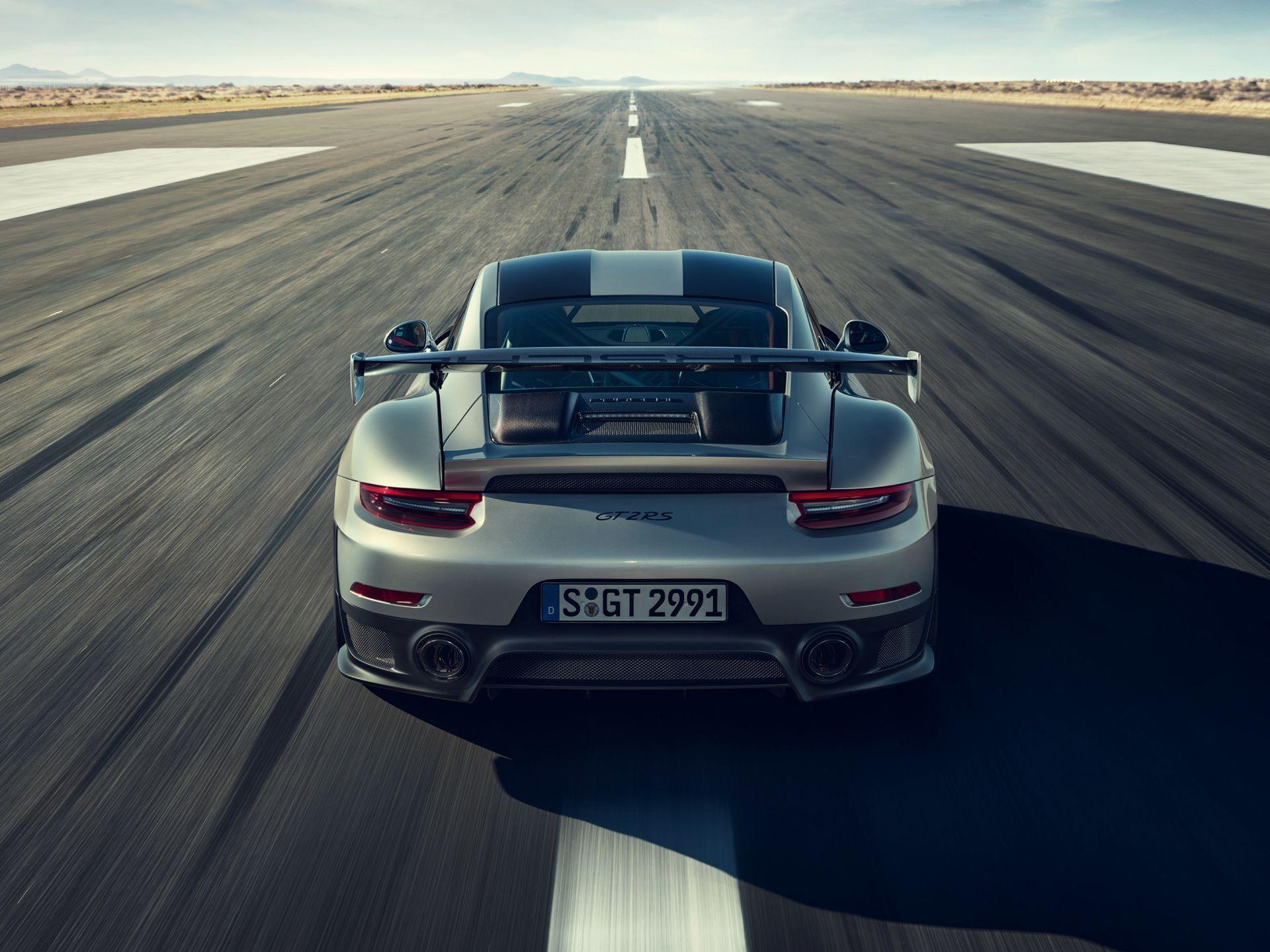 The head of the 911 family, the Porsche 911 GT2 RS, is coming back!