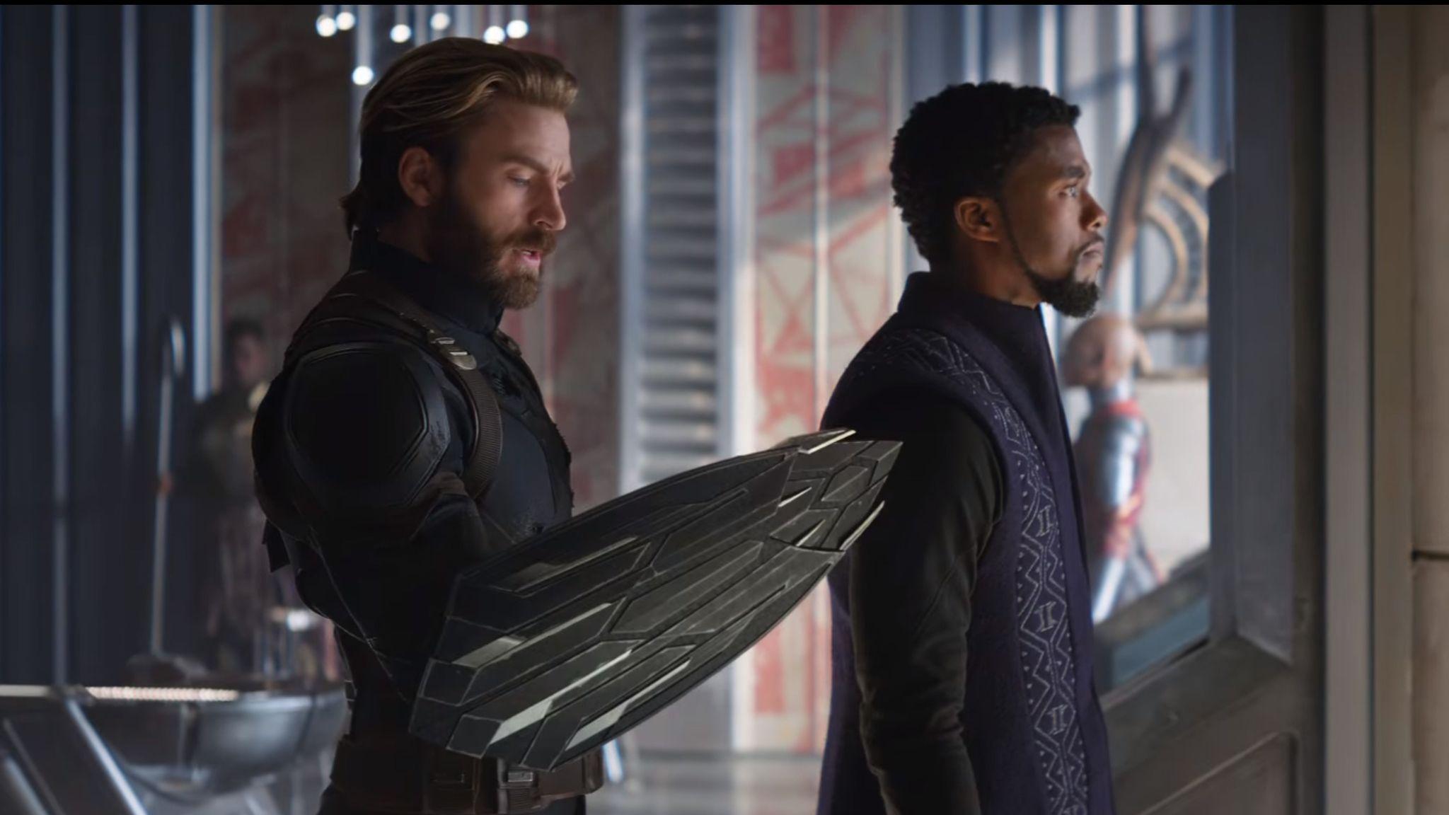 Captain America And T Challa In Avengers Infinity War 2018