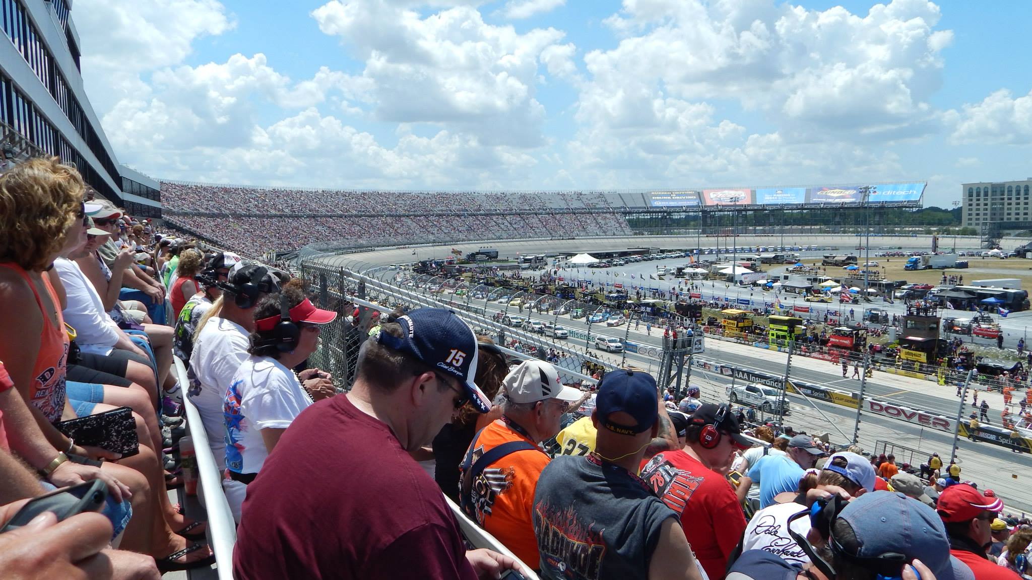 Dover International Speedway section 249 row 42 seat 17 Ex 400