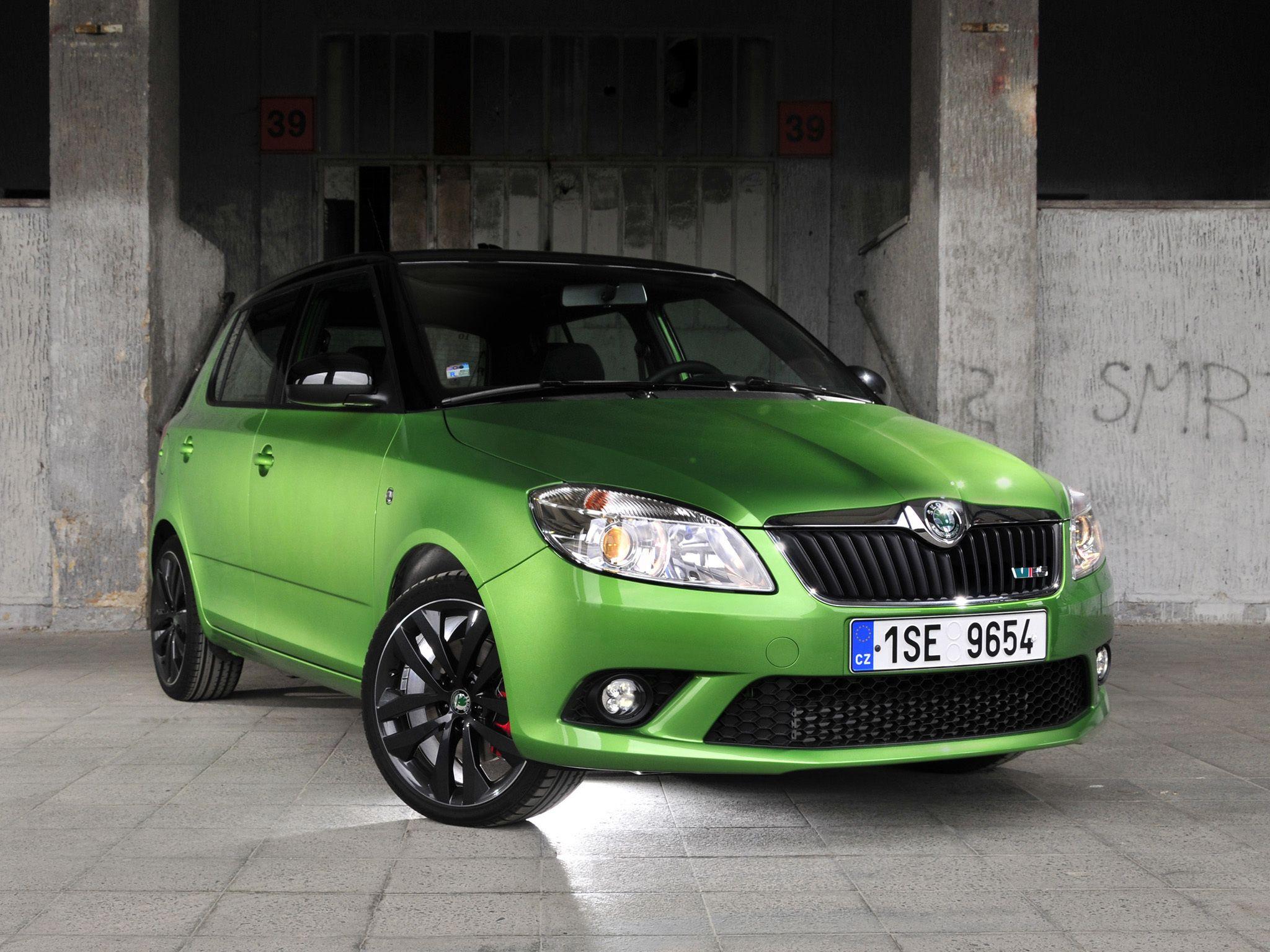 Reliable car Skoda Fabia wallpaper and image