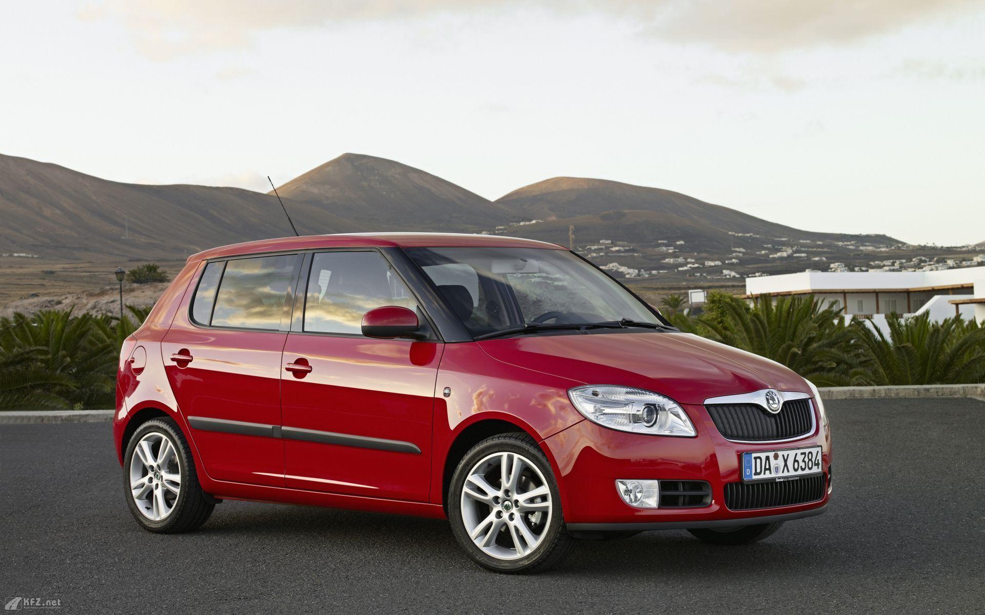 Skoda Fabia Wallpaper HD. Cars in my favourite colours i could