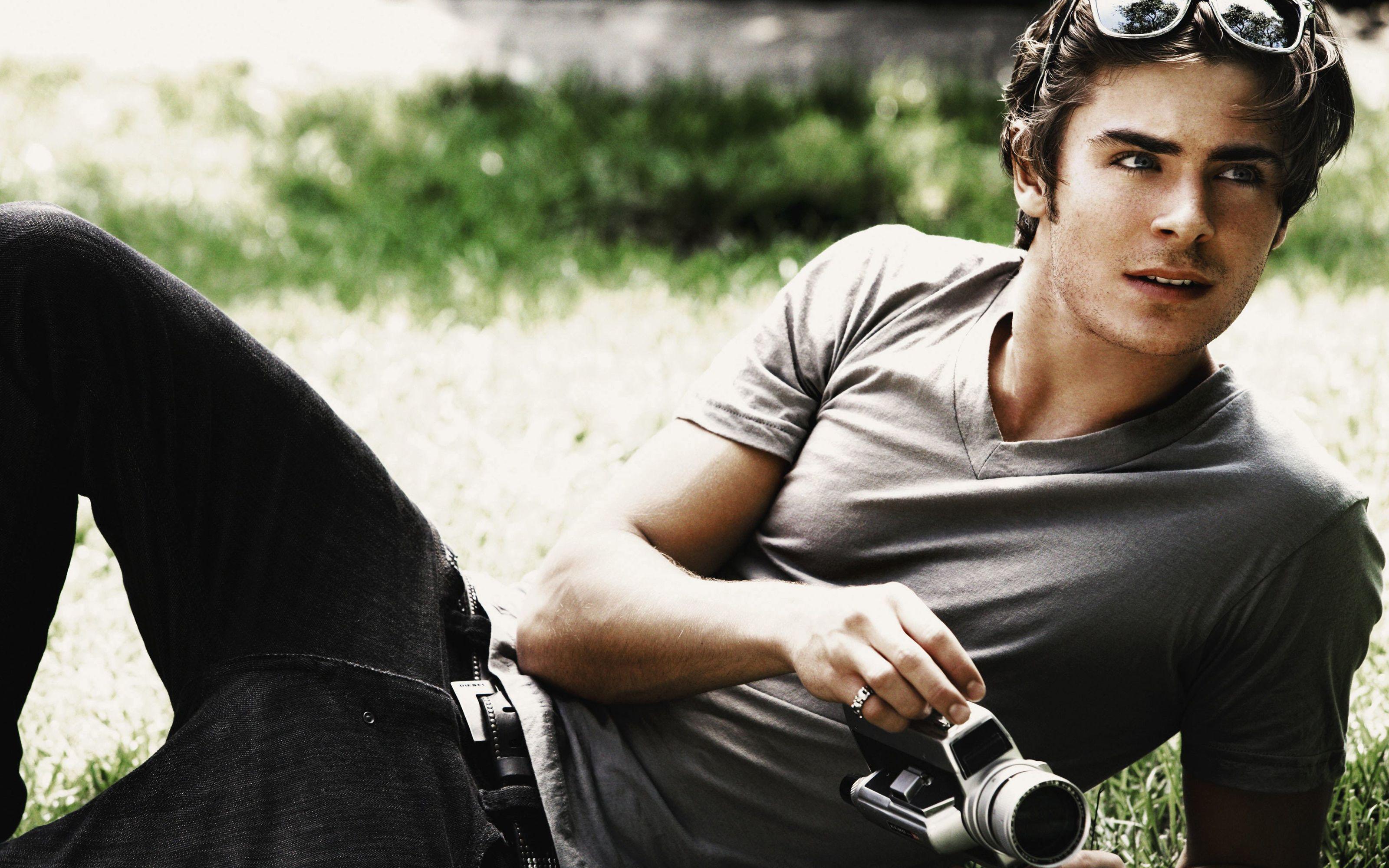 Zac Efron HD Wallpapers.