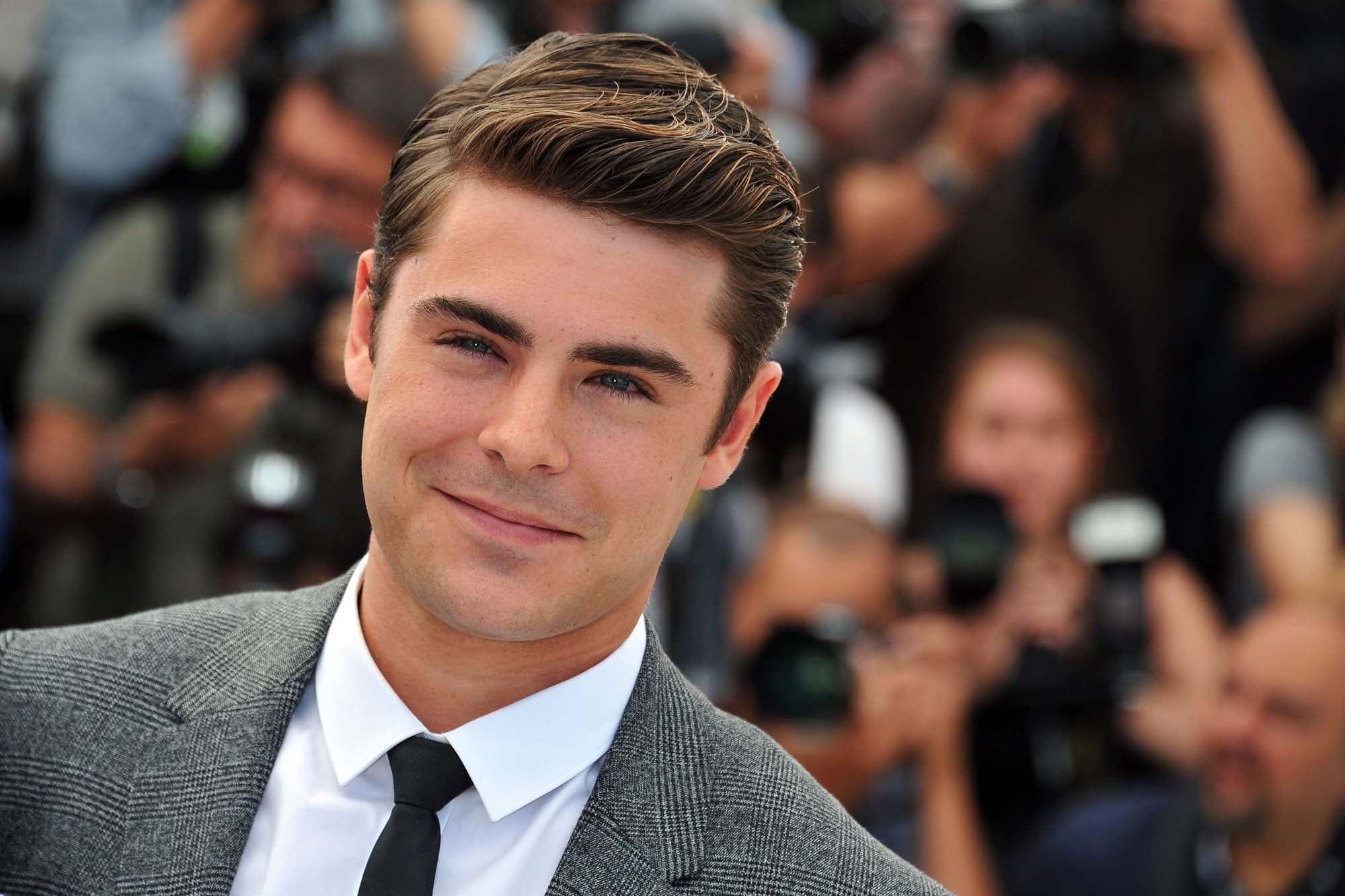 Zac Efron smiling HD wallpaper