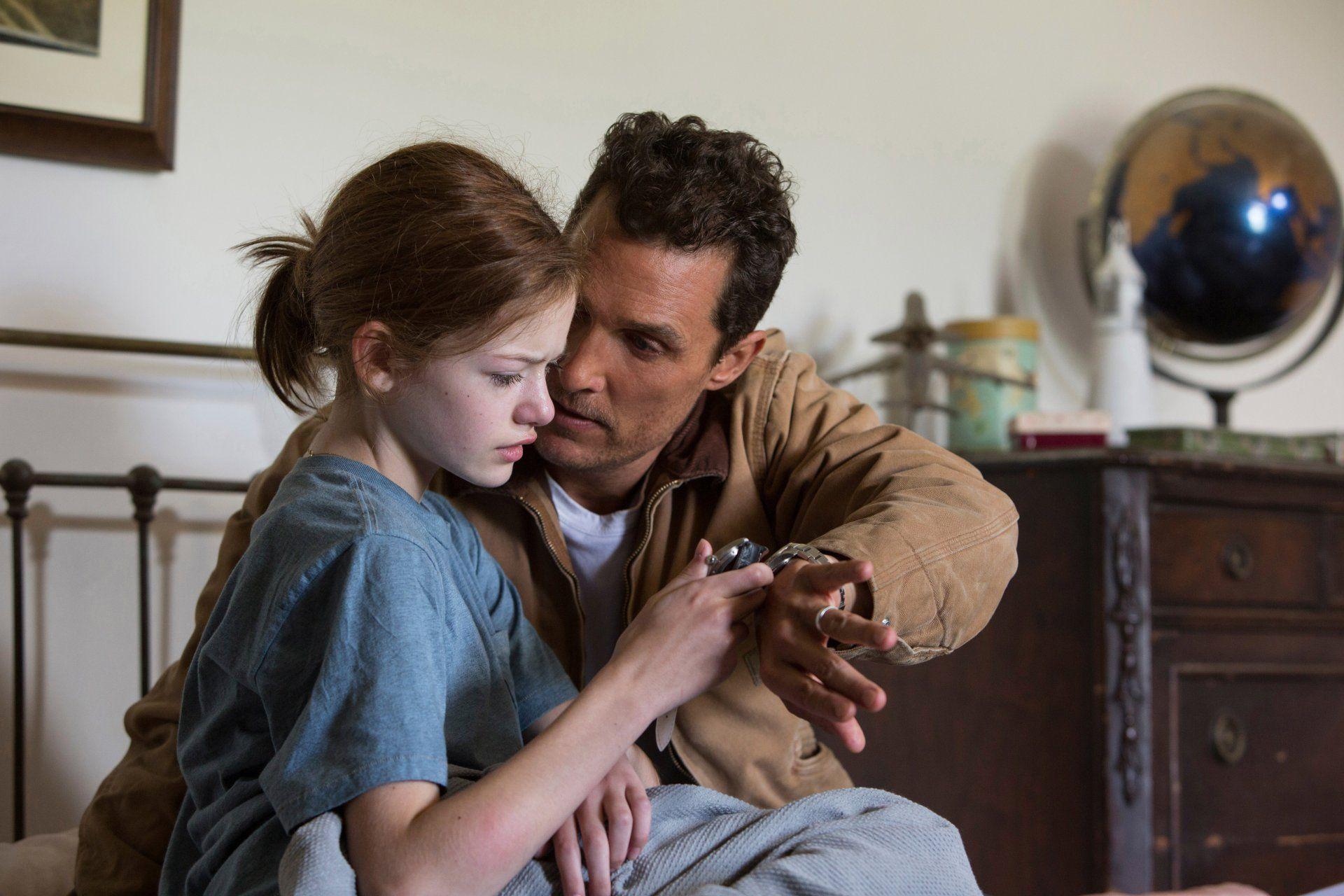 interstellar matthew mcconaughey mackenzie foy HD wallpaper