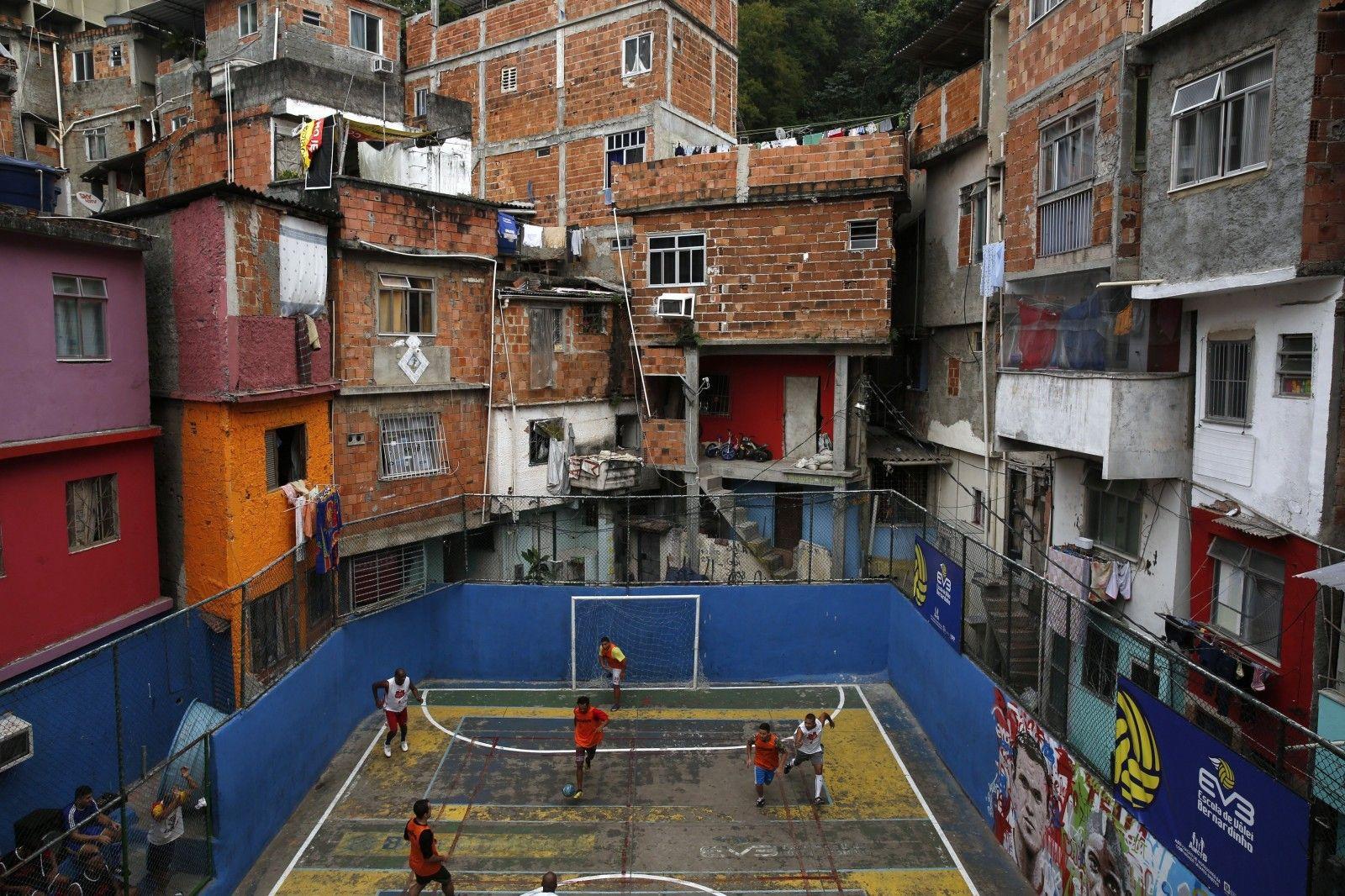 Wallpaper, city, street, town, soccer, canal, favela, urban area
