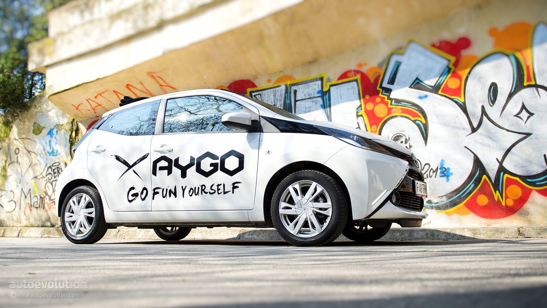 Toyota Aygo X Wave HD Wallpaper: Barrel Of Fun