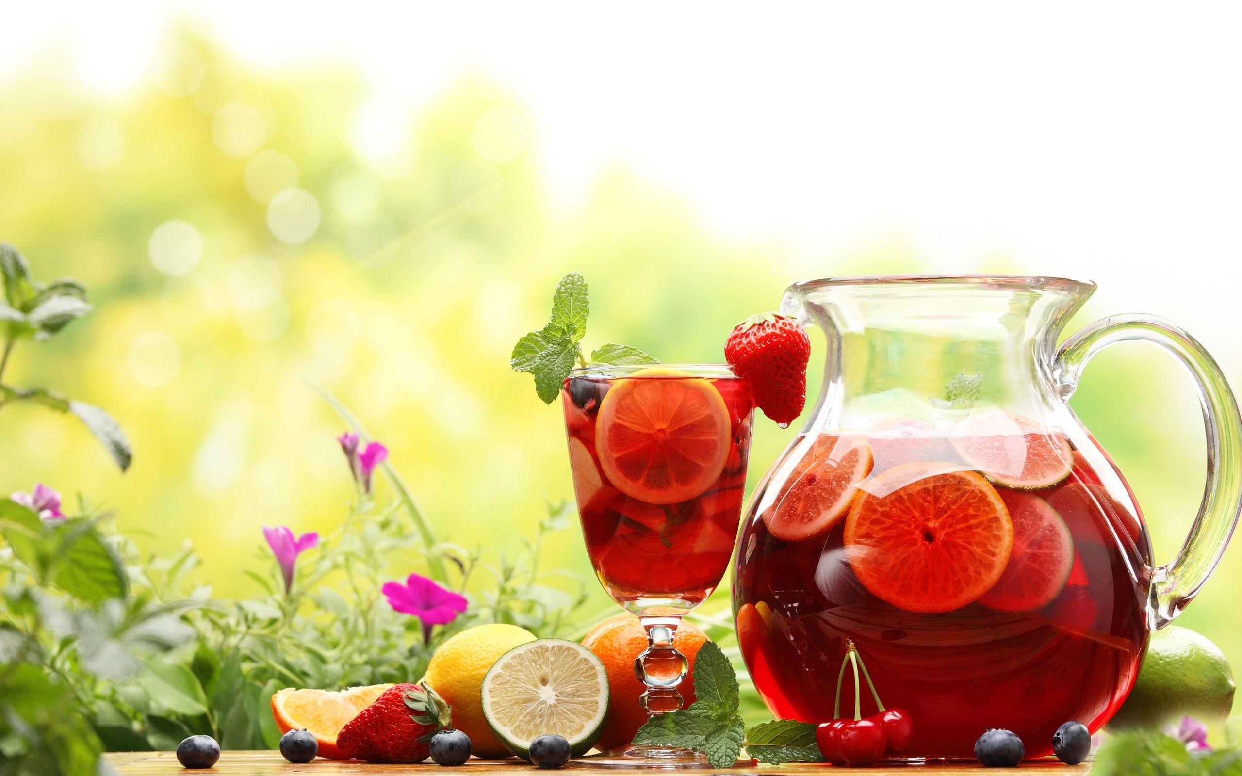 Strawberry Lemonade HD Wallpaper Wallpaper. Refreshing drinks, Juice drinks, Summer drinks