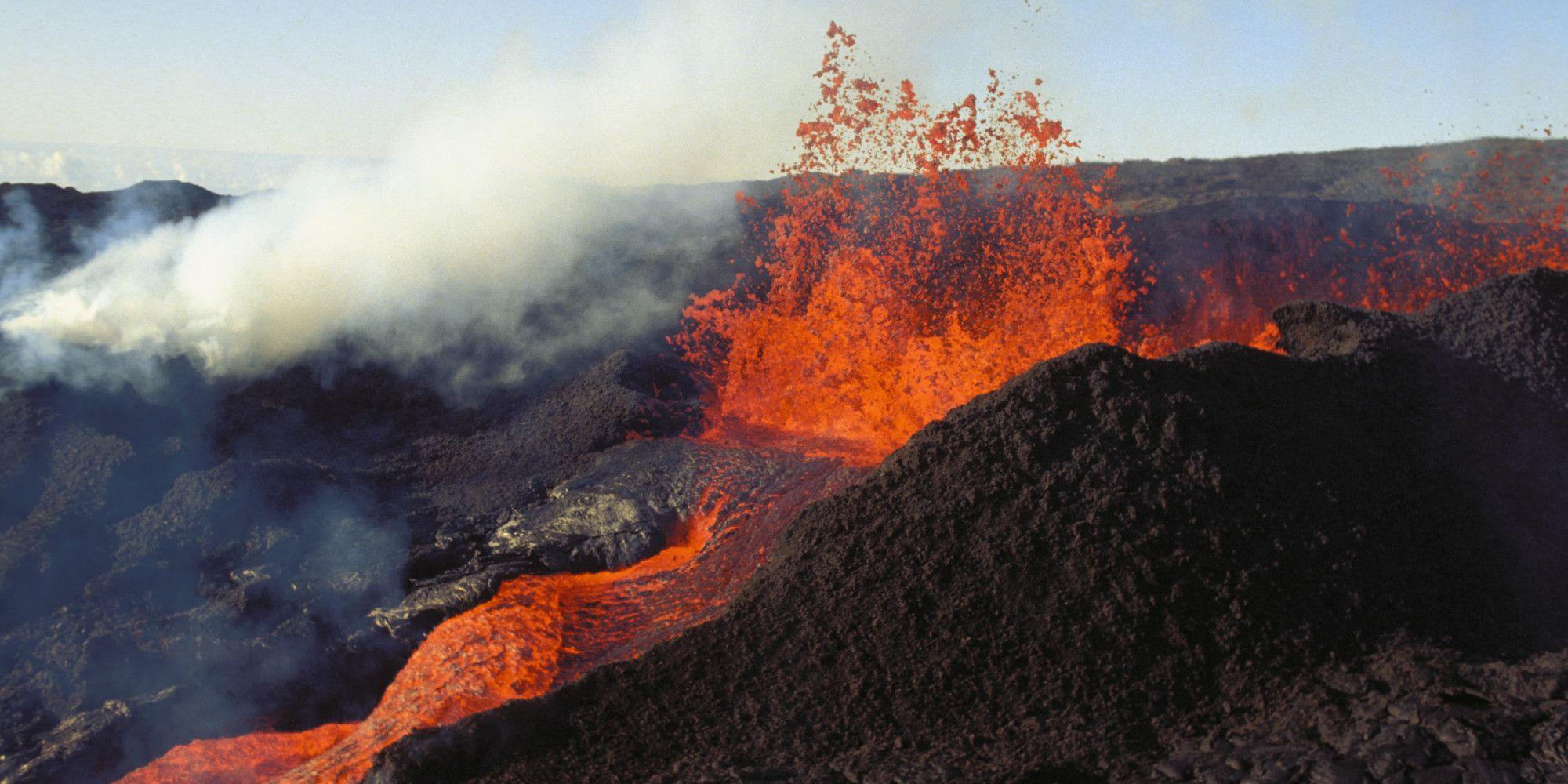 What Happens When The World's Largest Volcano Erupts Again?