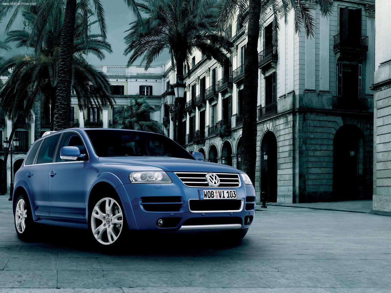 New car Volkswagen Touareg wallpaper and image