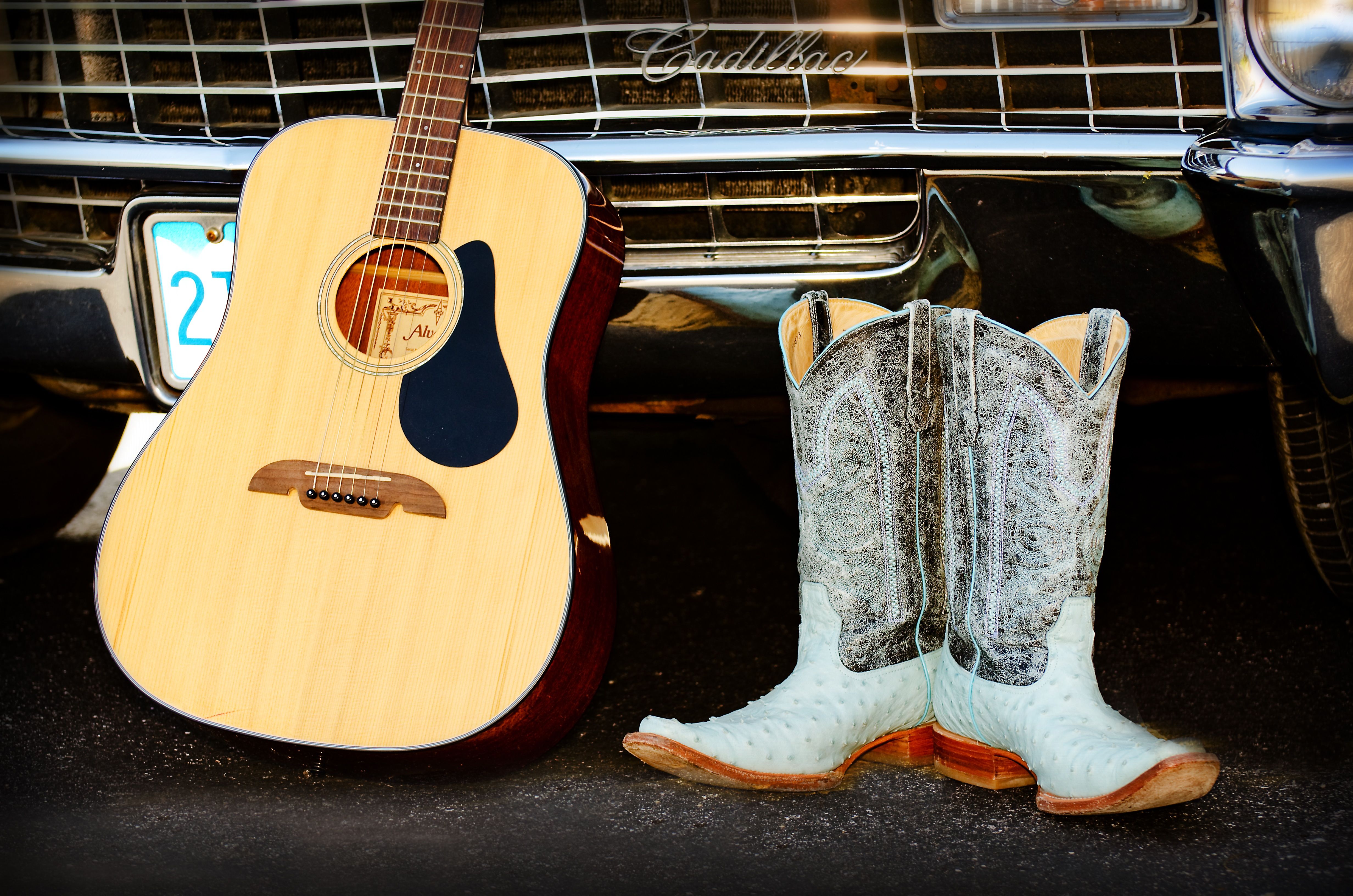 Country music, cowboy boots and guitar 4k Ultra HD Wallpaper