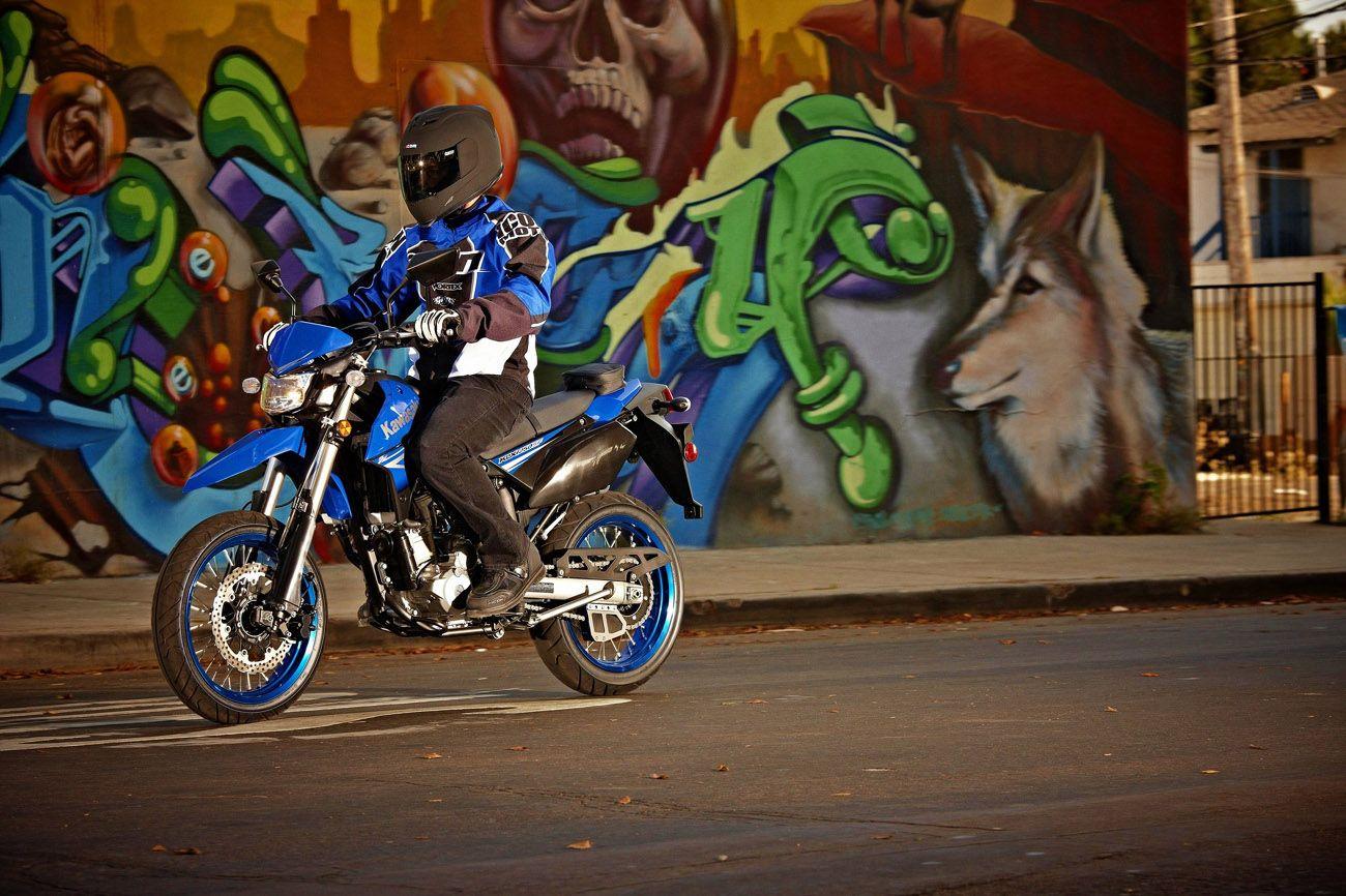 Kawasaki KLX 250 SF Supermoto 2010 Blue Action