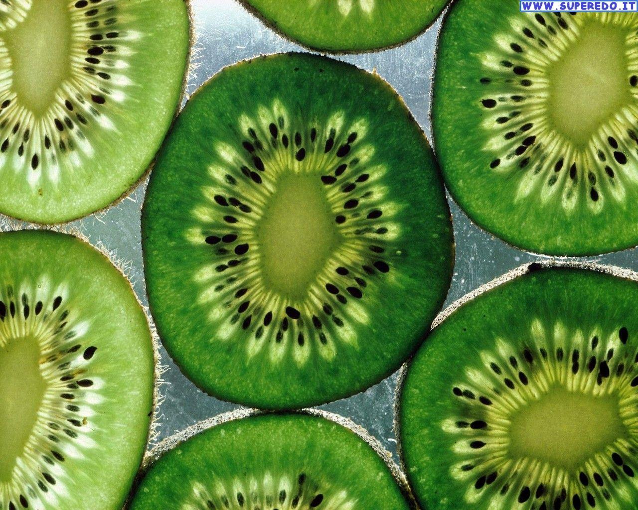 Kiwi Wallpaper • HD Wallpaper