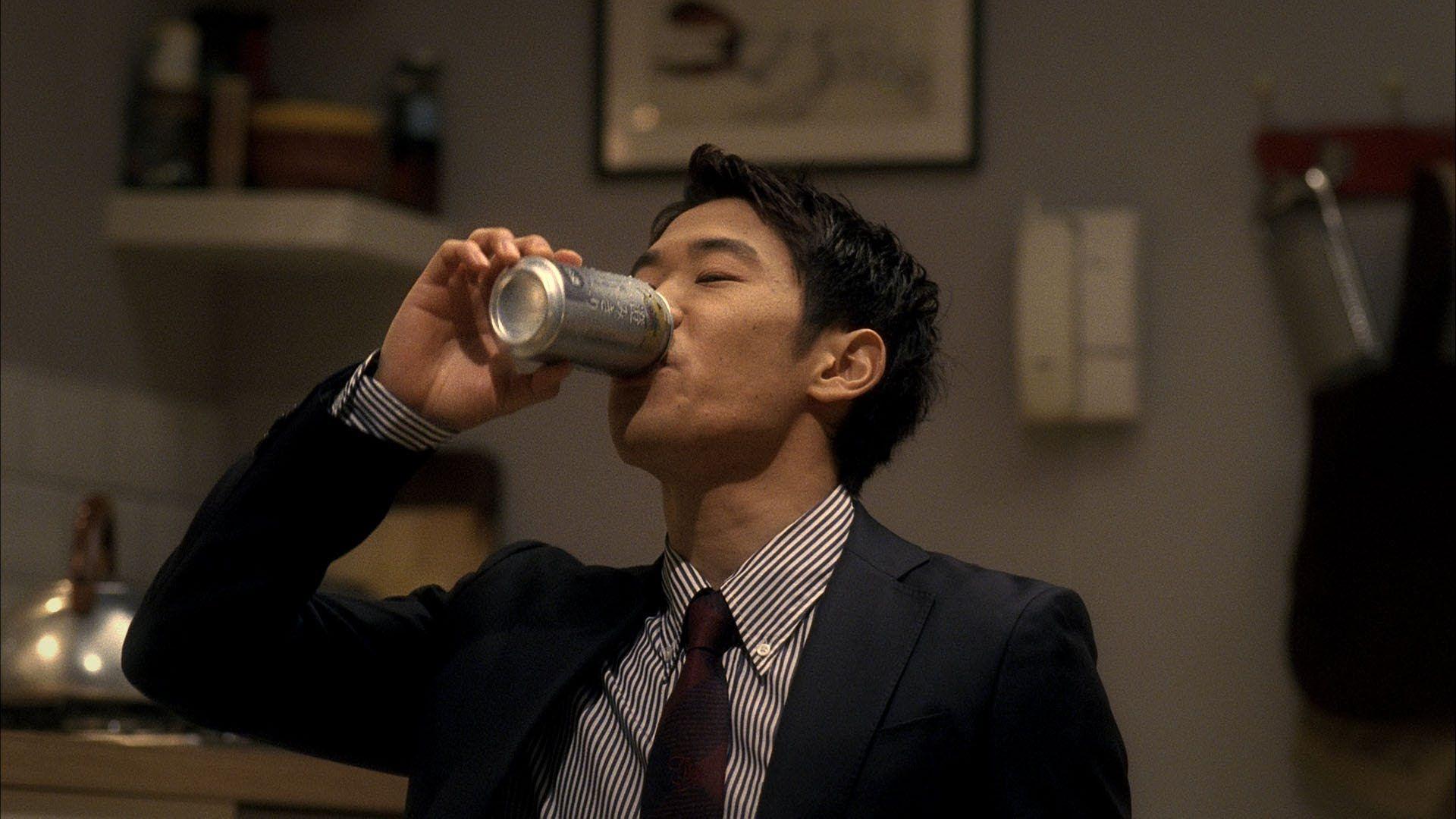 Manchester United's Shinji Kagawa stars in a new beer commercial