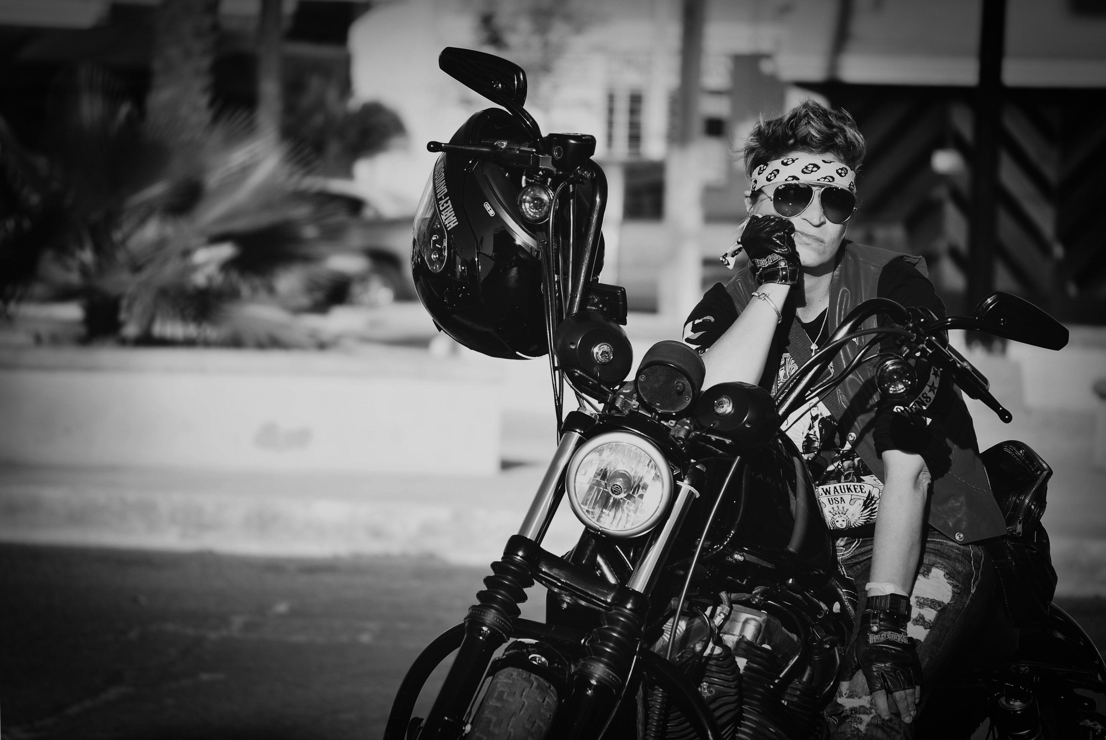 Motorcycle Rider Girl Wallpaper