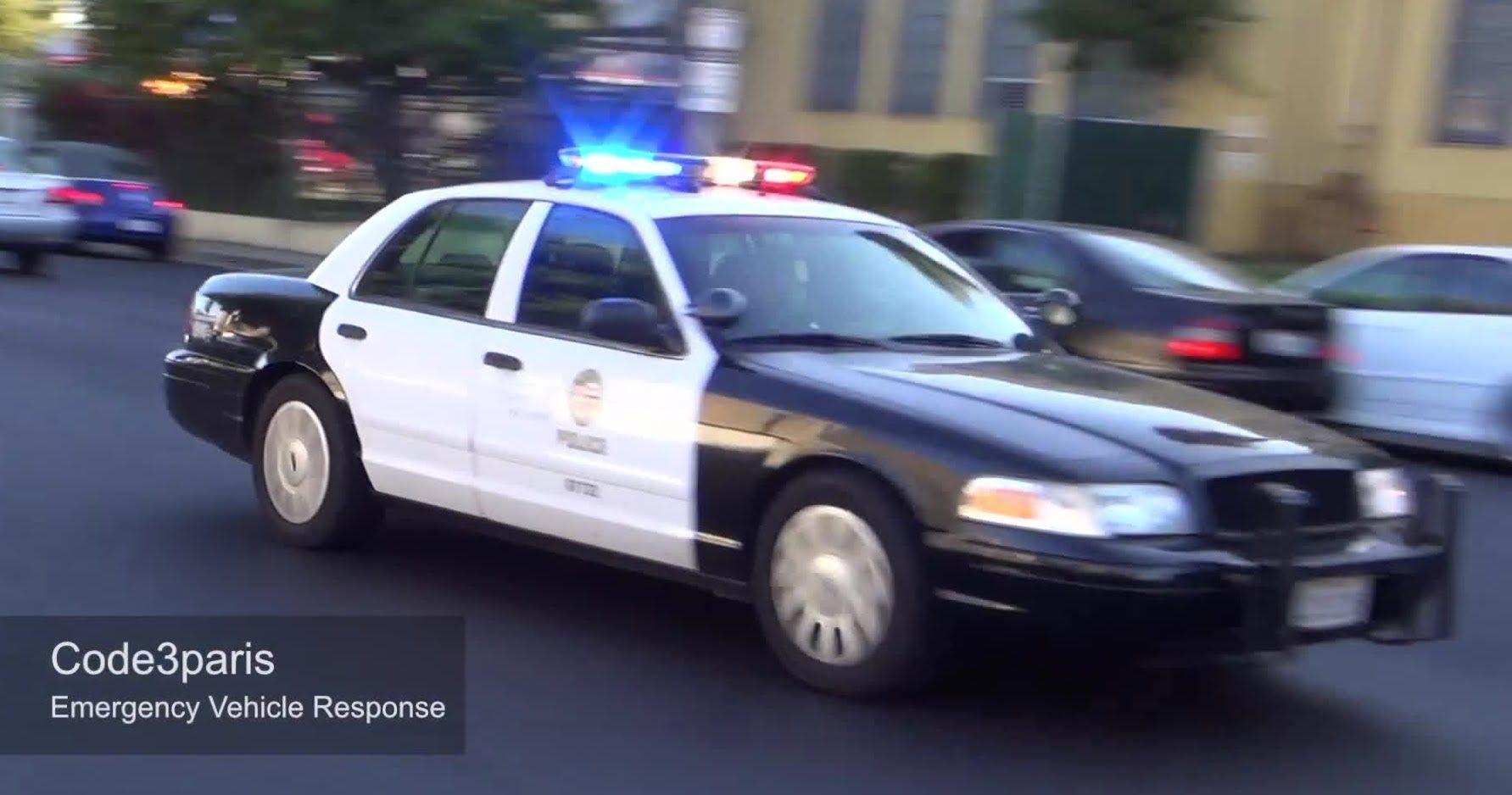 LAPD Police Car Responding Code 3. i like. Police cars