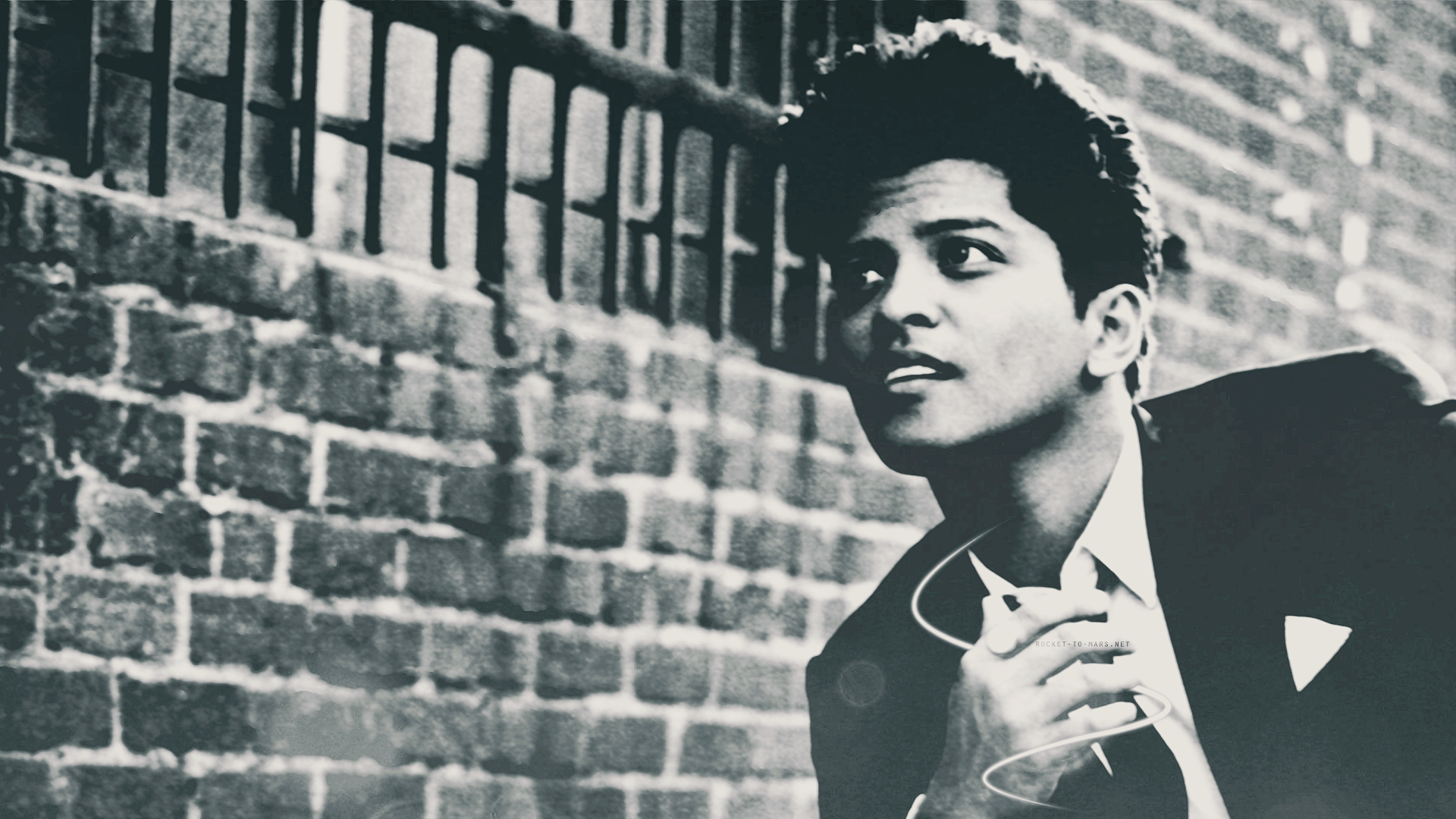Bruno Mars HD Wallpaper
