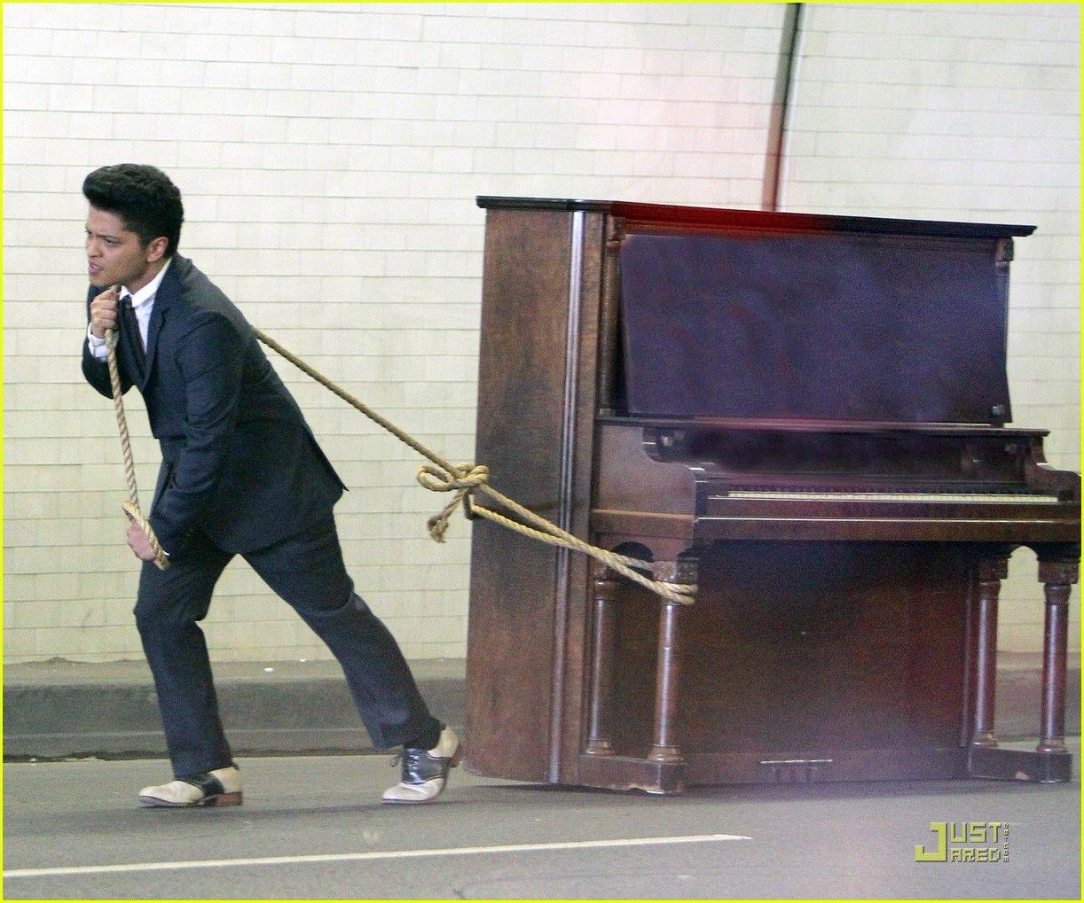 Bruno Mars 'Grenades' Downtown LA, Photo 2486867. Bruno Mars