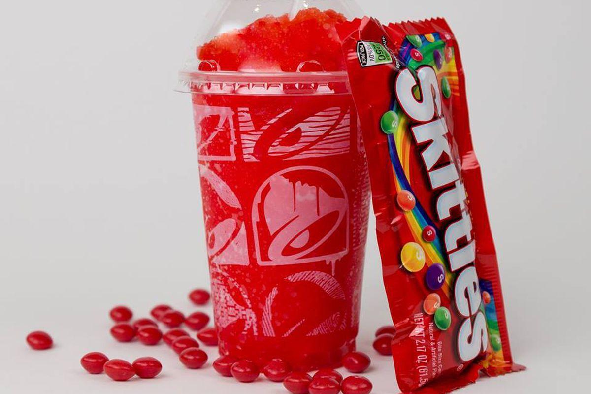 Taco Bell's Strawberry Skittles Slushie Is a Toothache in a Cup