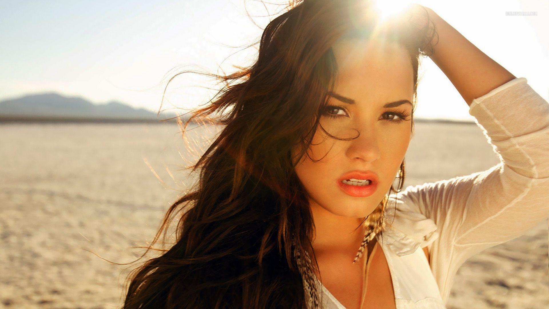 Demi Lovato Wallpaper Coll HD. I HD Image