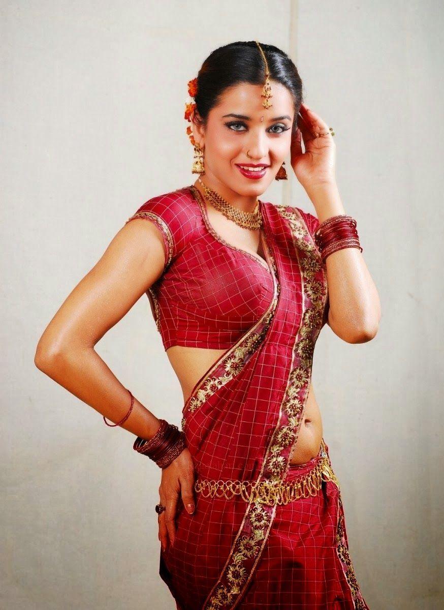 Bollywood Actresses Picture Photo Image: Famous Indian Cine