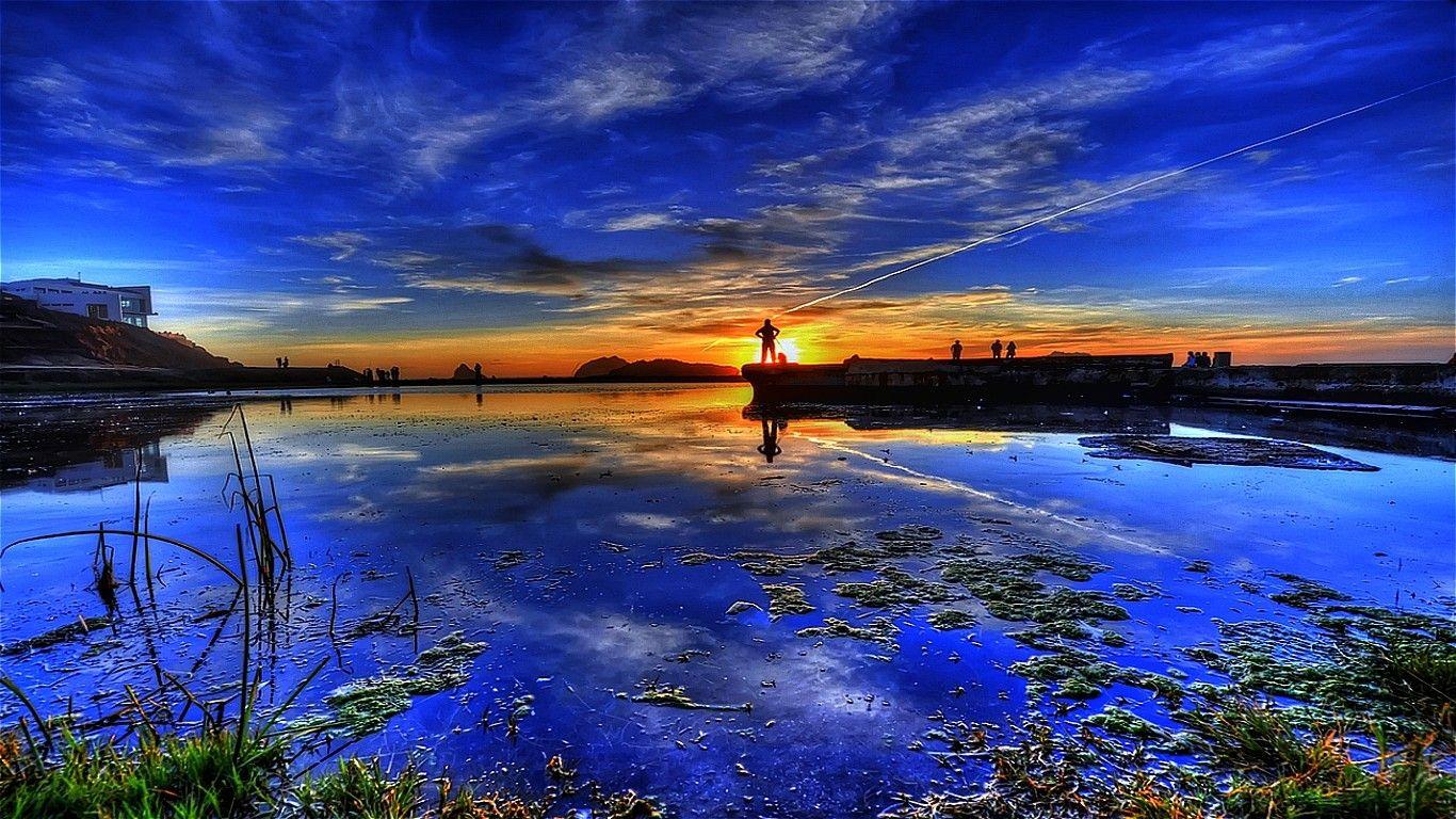Admiring Color Sunset Sharp Blissful Reflective Water Clear