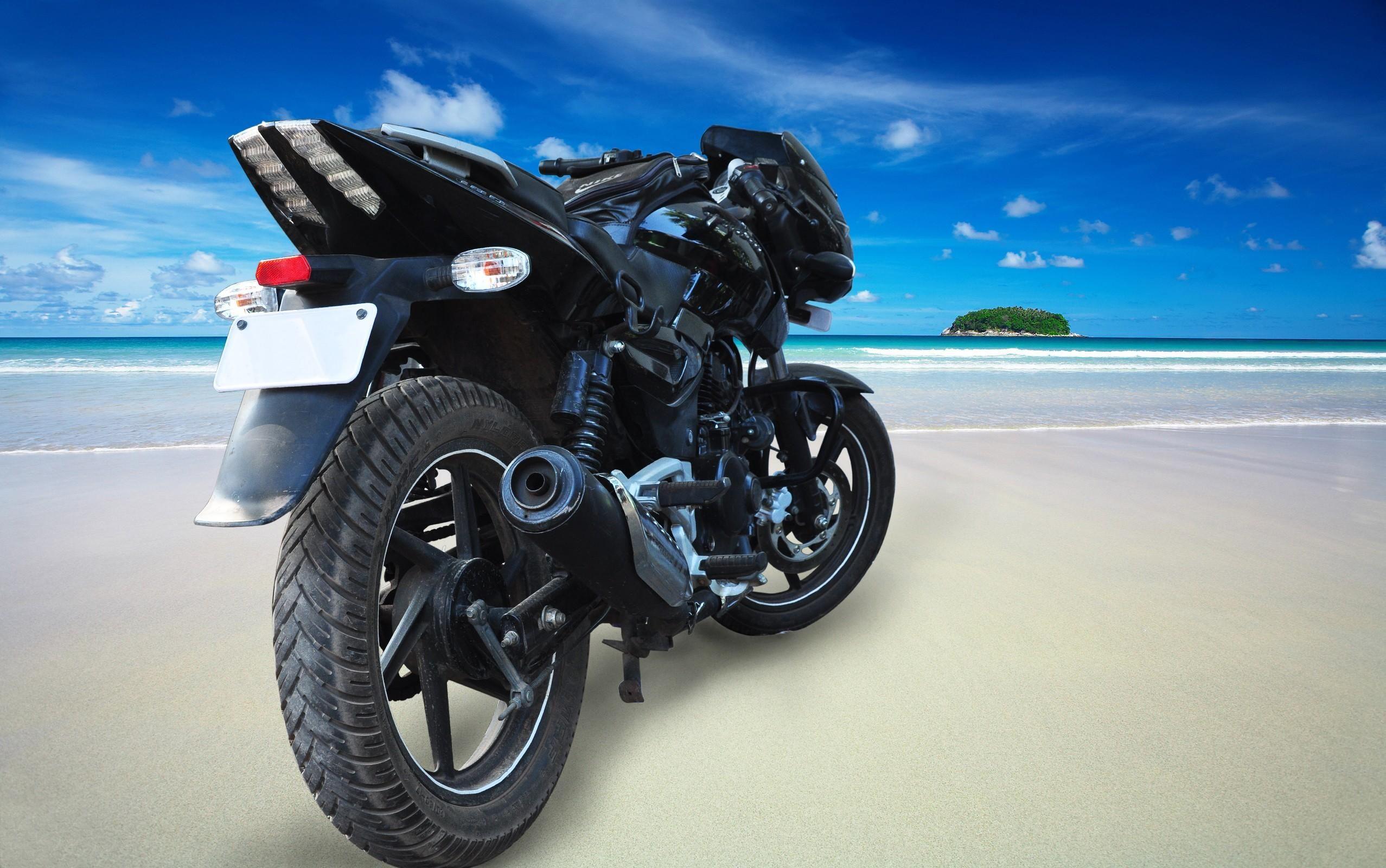 Bajaj Pulsar Bike HD Wallpaper. Motorcycle Wallpaper