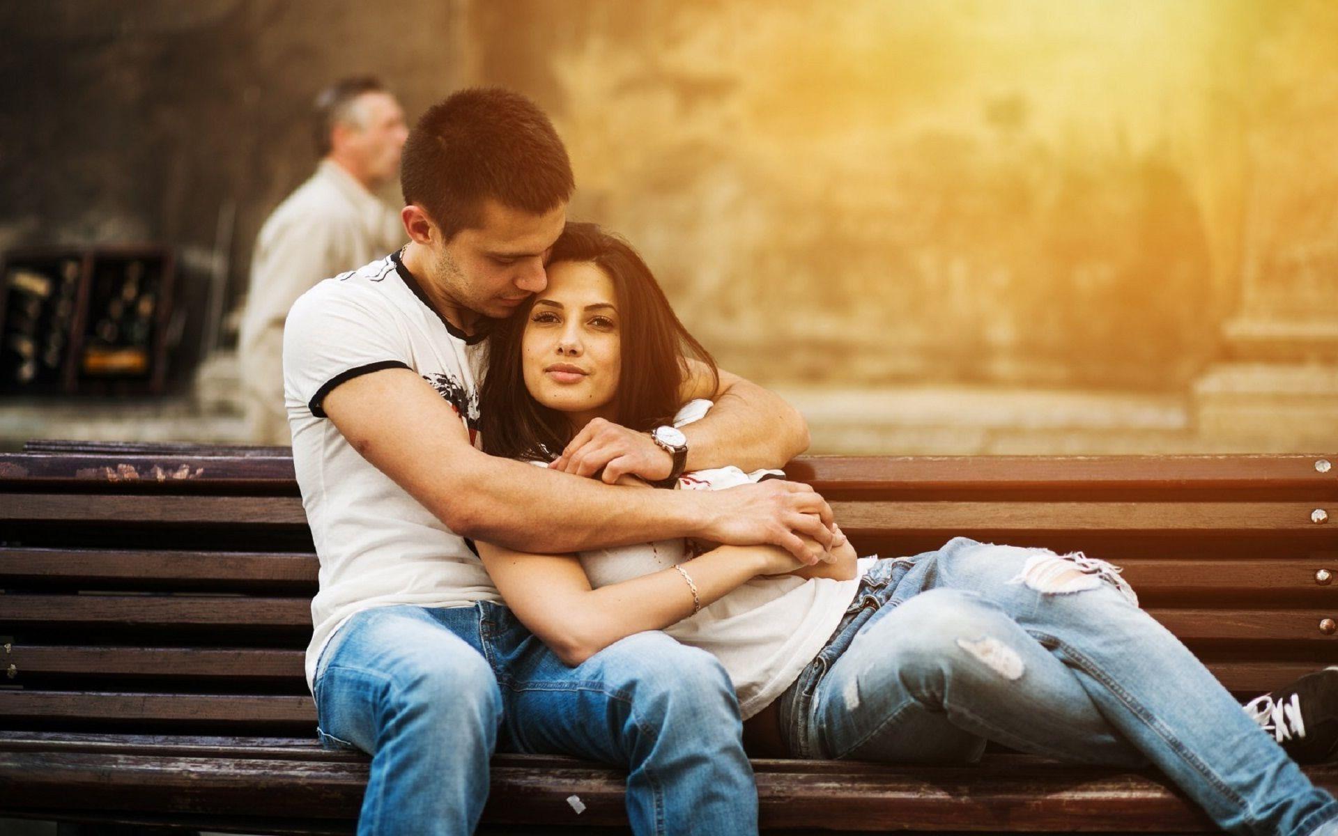 Couple Hugging Full Romantic Picture Cute Couples 92 Relationship