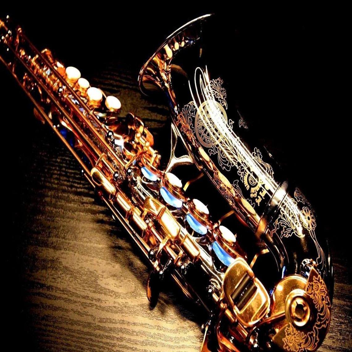 cool saxophone wallpaper