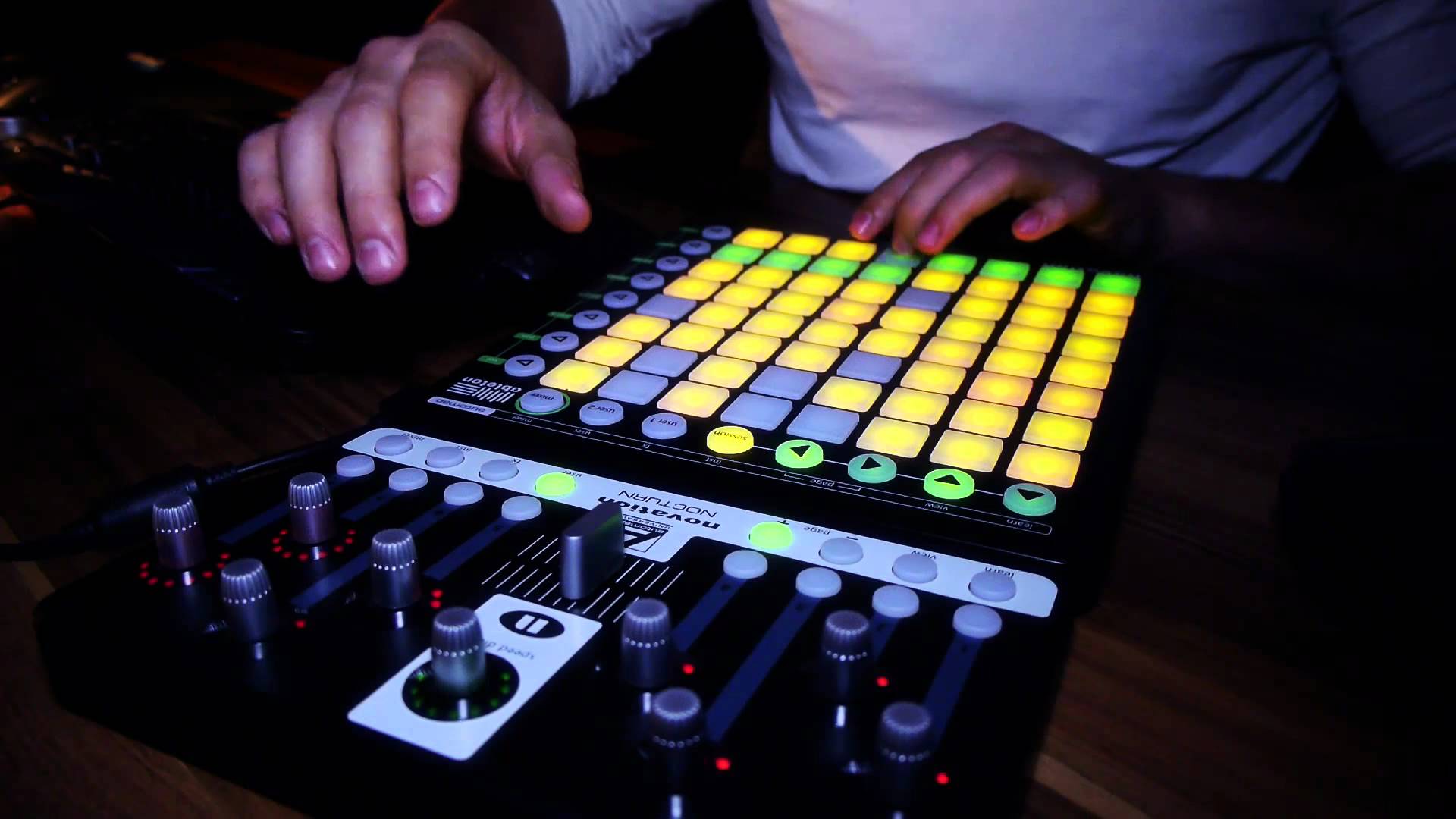 Novation Launchpad with Nocturn Test House Mix