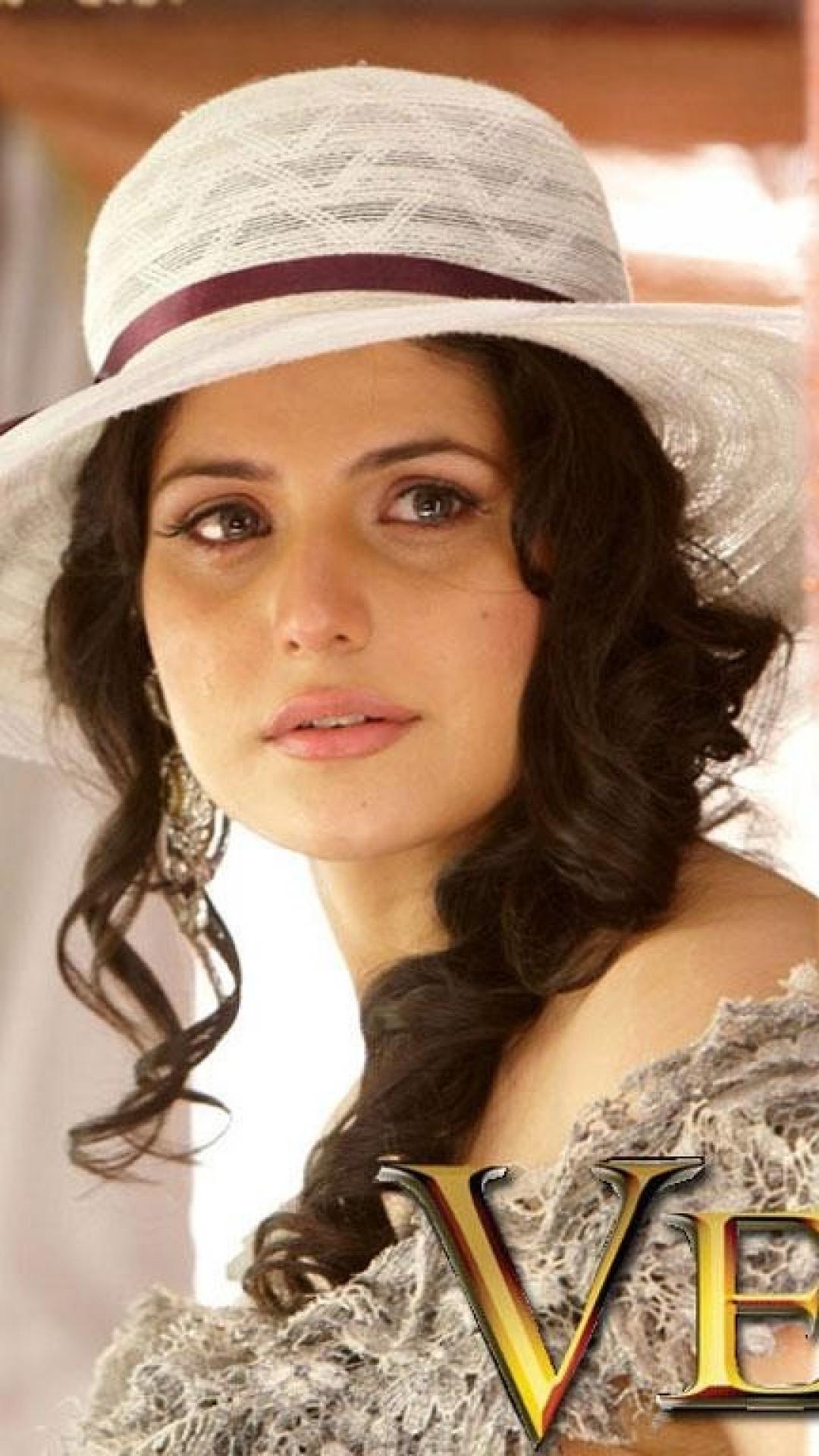 Actress indian girls zarine khan bollywood wallpaper