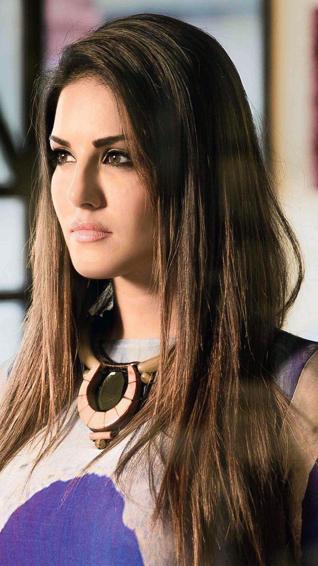 Sunny Leone India Bollywood Wallpaper with HD