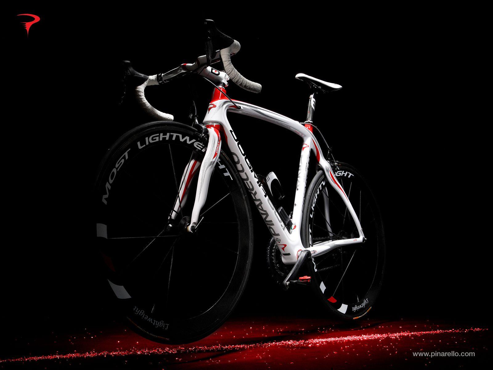 Pinarello Wallpaper (December)