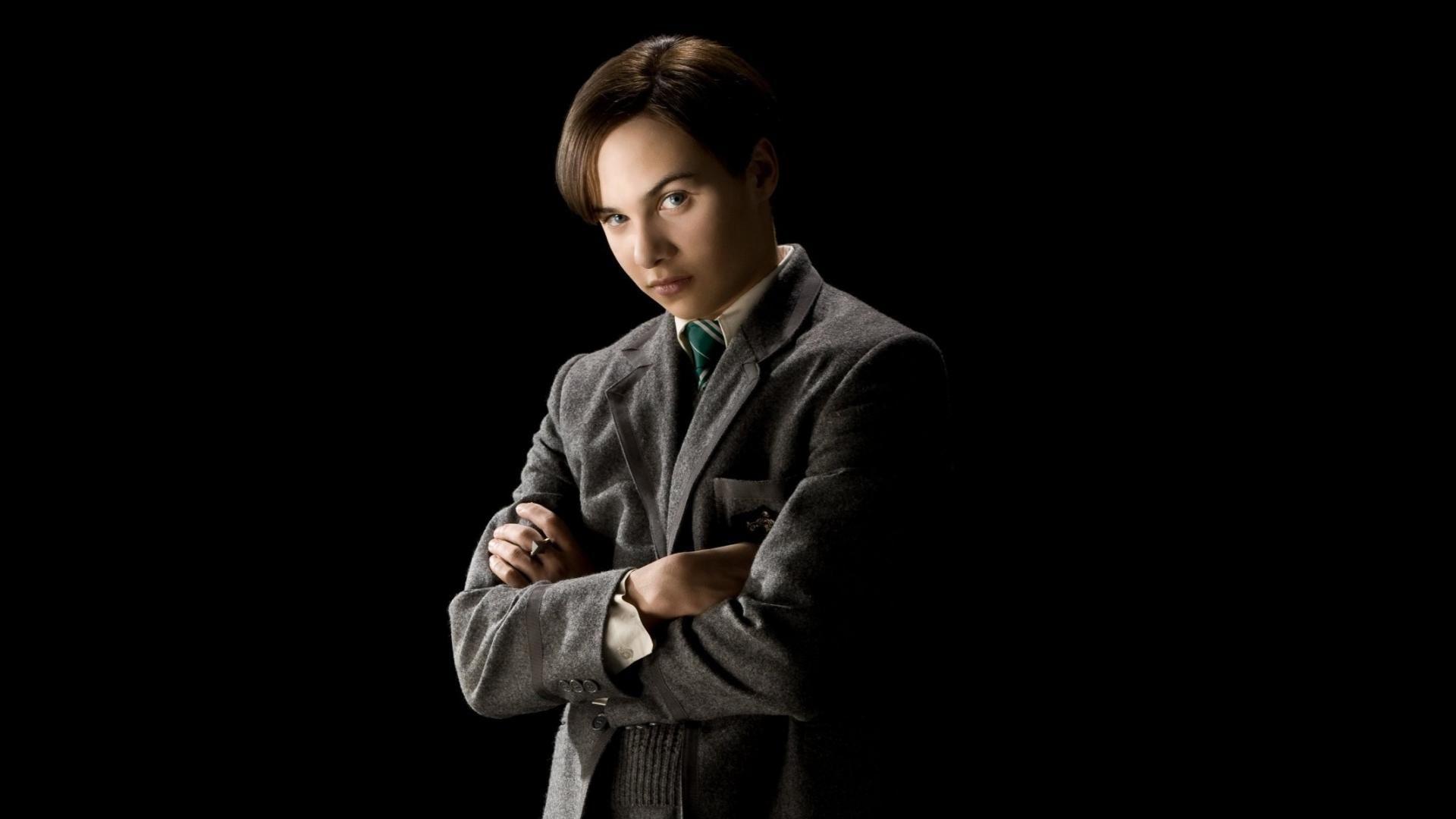 Frank dillane harry potter tom marvolo riddle voldemort wallpaper