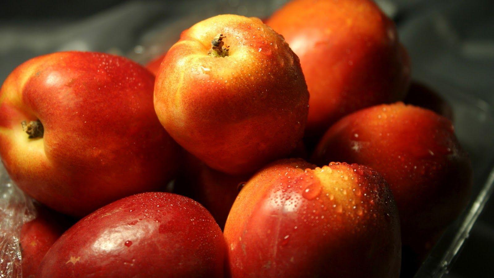 Apple Fruits Wallpaper HD For Desktop Download