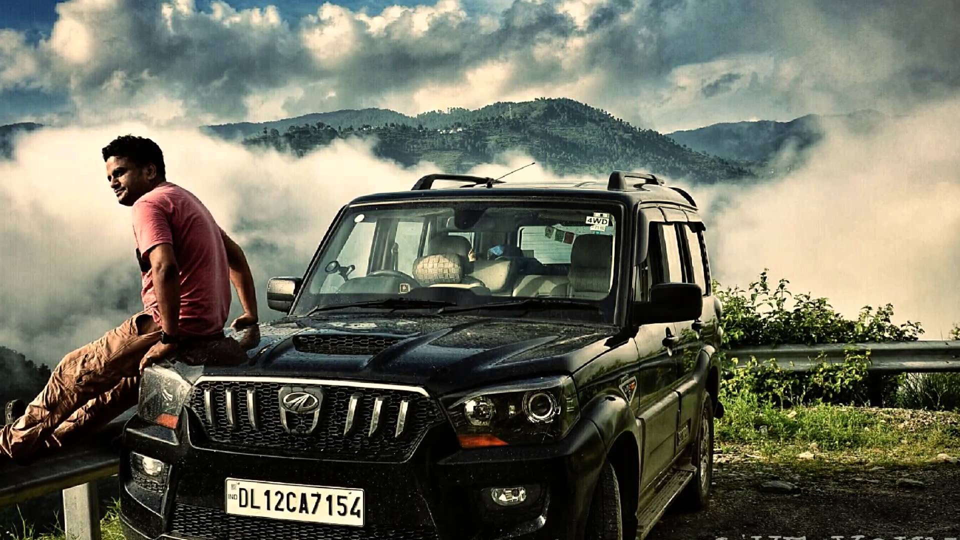 Black Mahindra Scorpio 2015 new generation