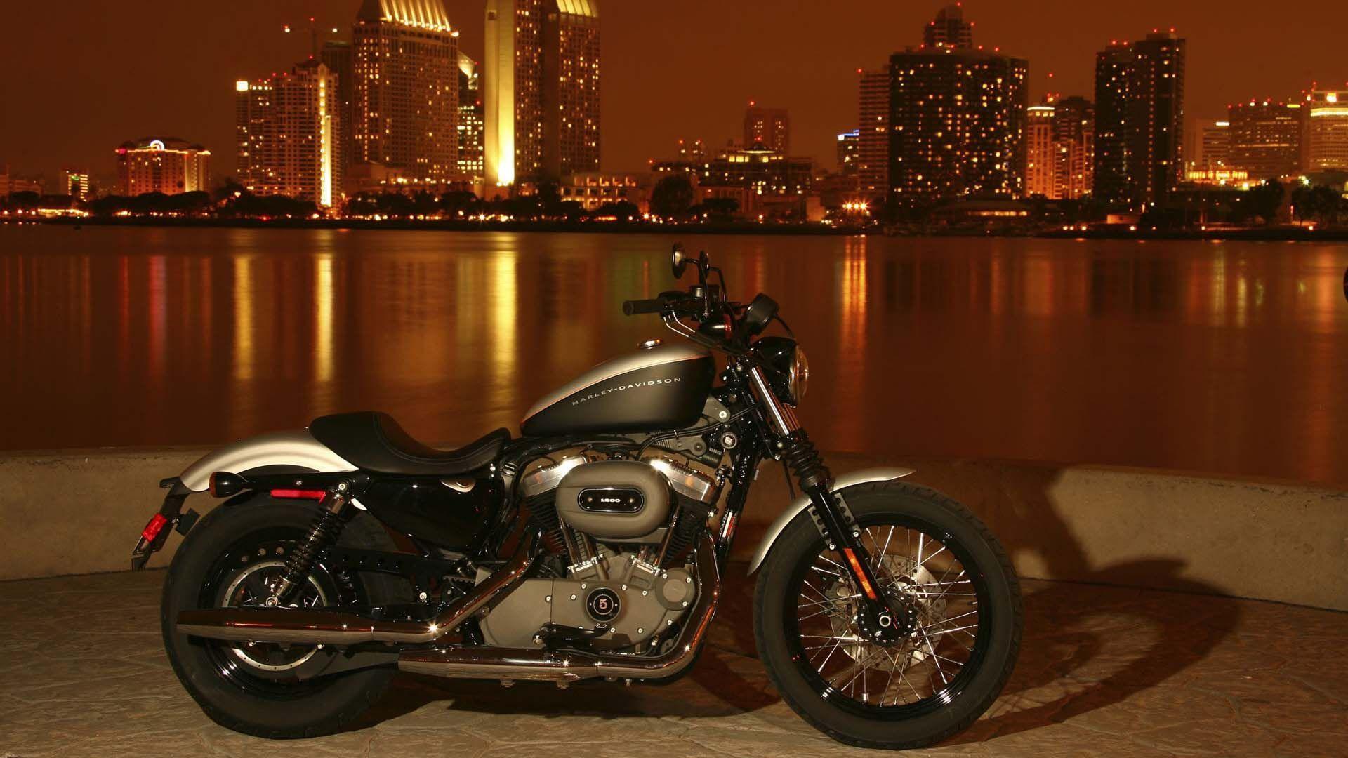 Harley Davidson Sportster Xl1200n Romantic And Vintage Look