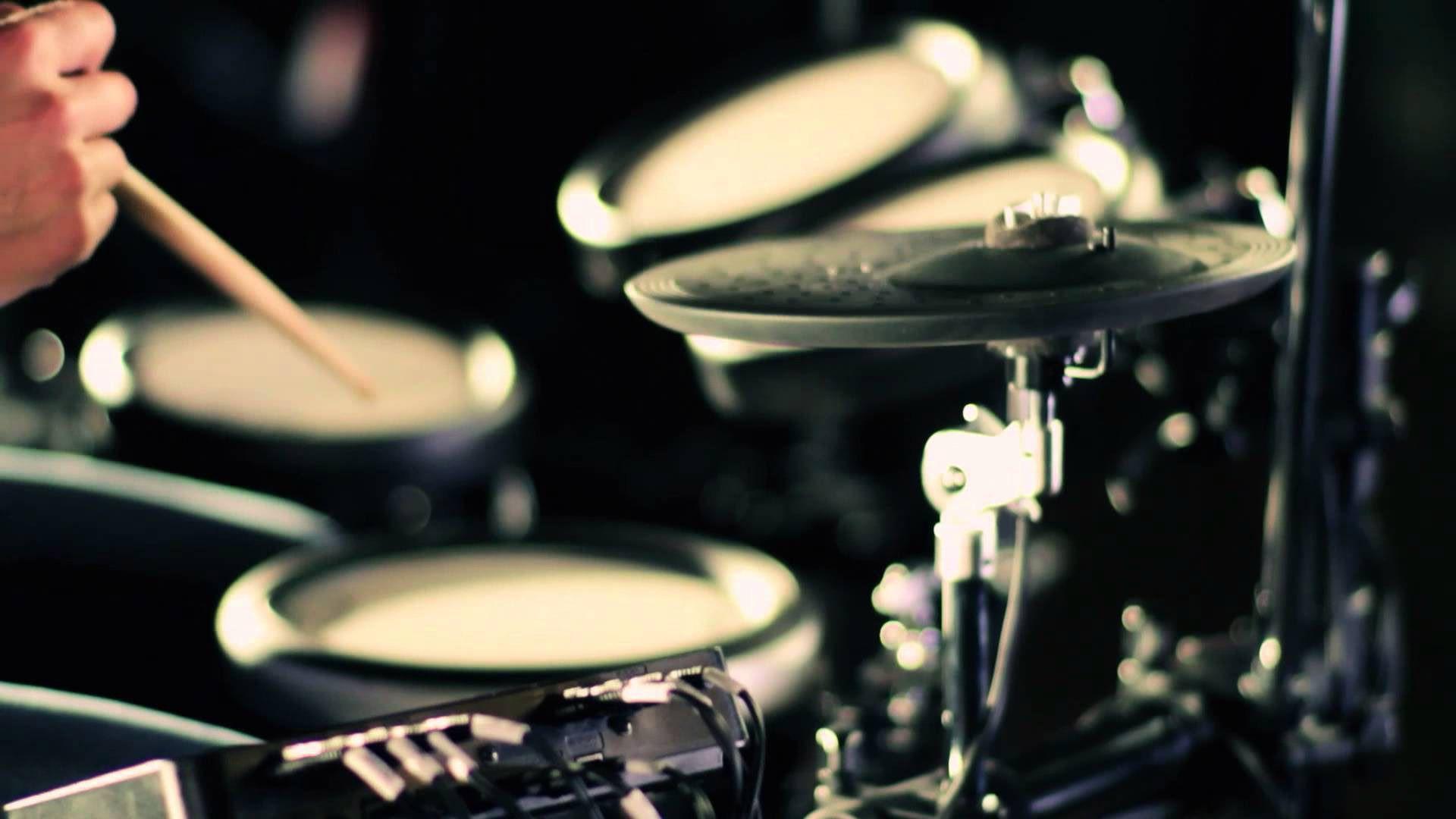 playing drums wallpaper