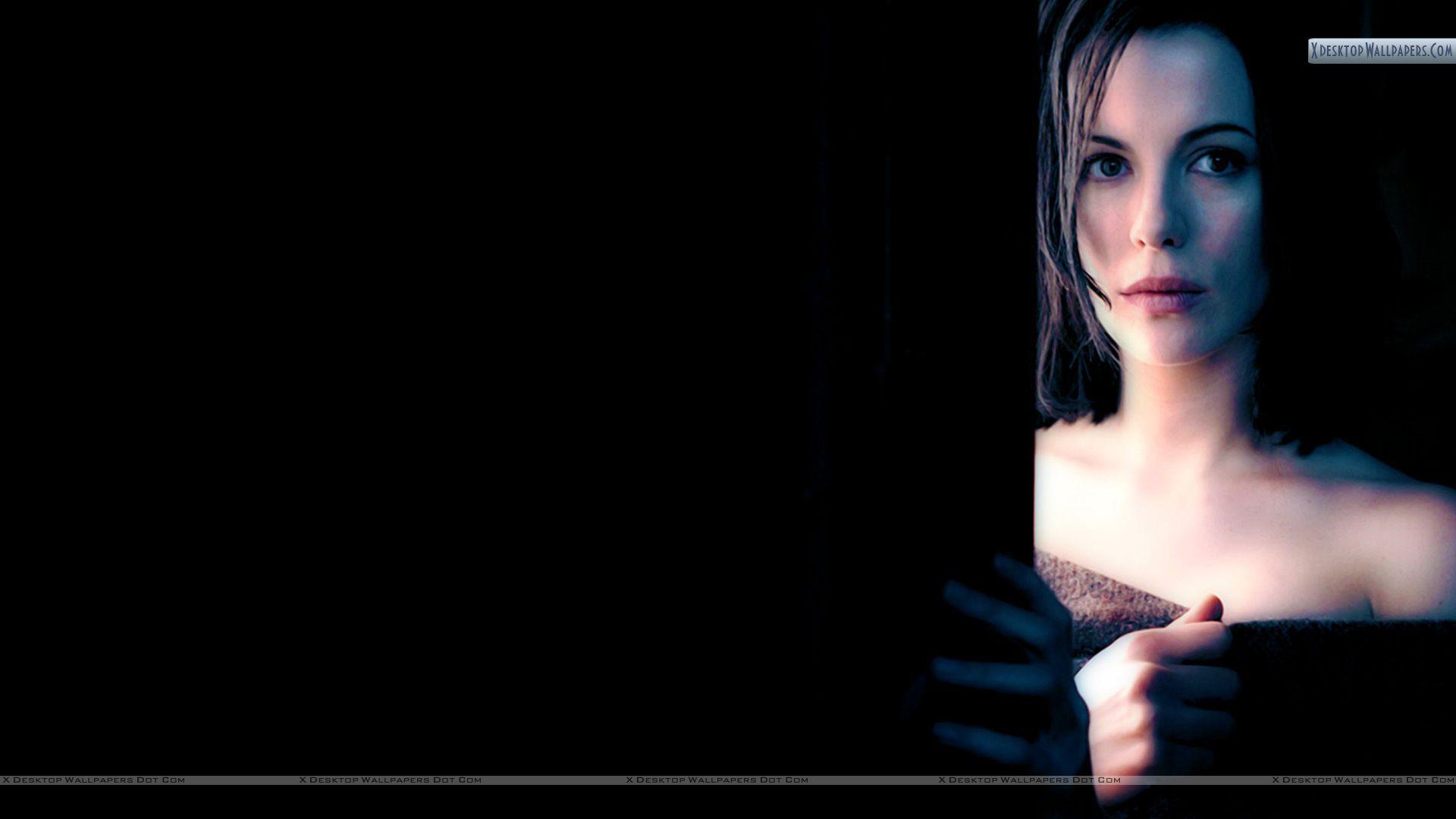 Underworld Evolution Kate In Gown Wallpaper