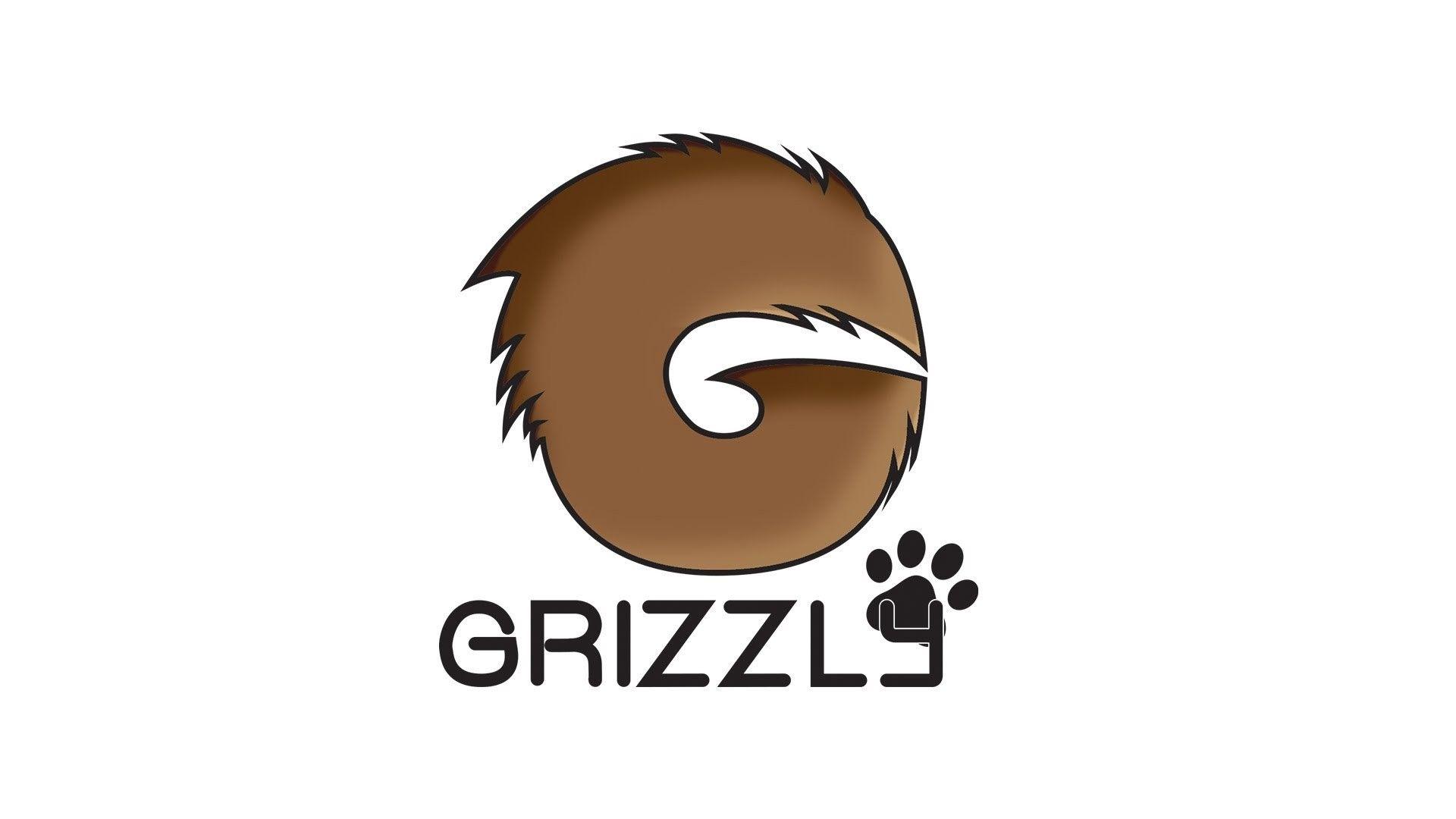 Grizzly Grip Wallpaper