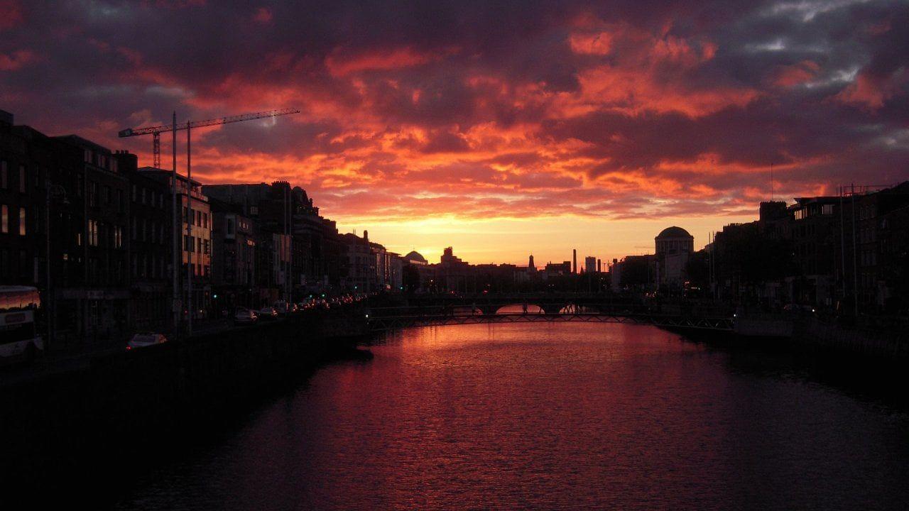 Drama' and Sad Background Music For Your Vimeo Video