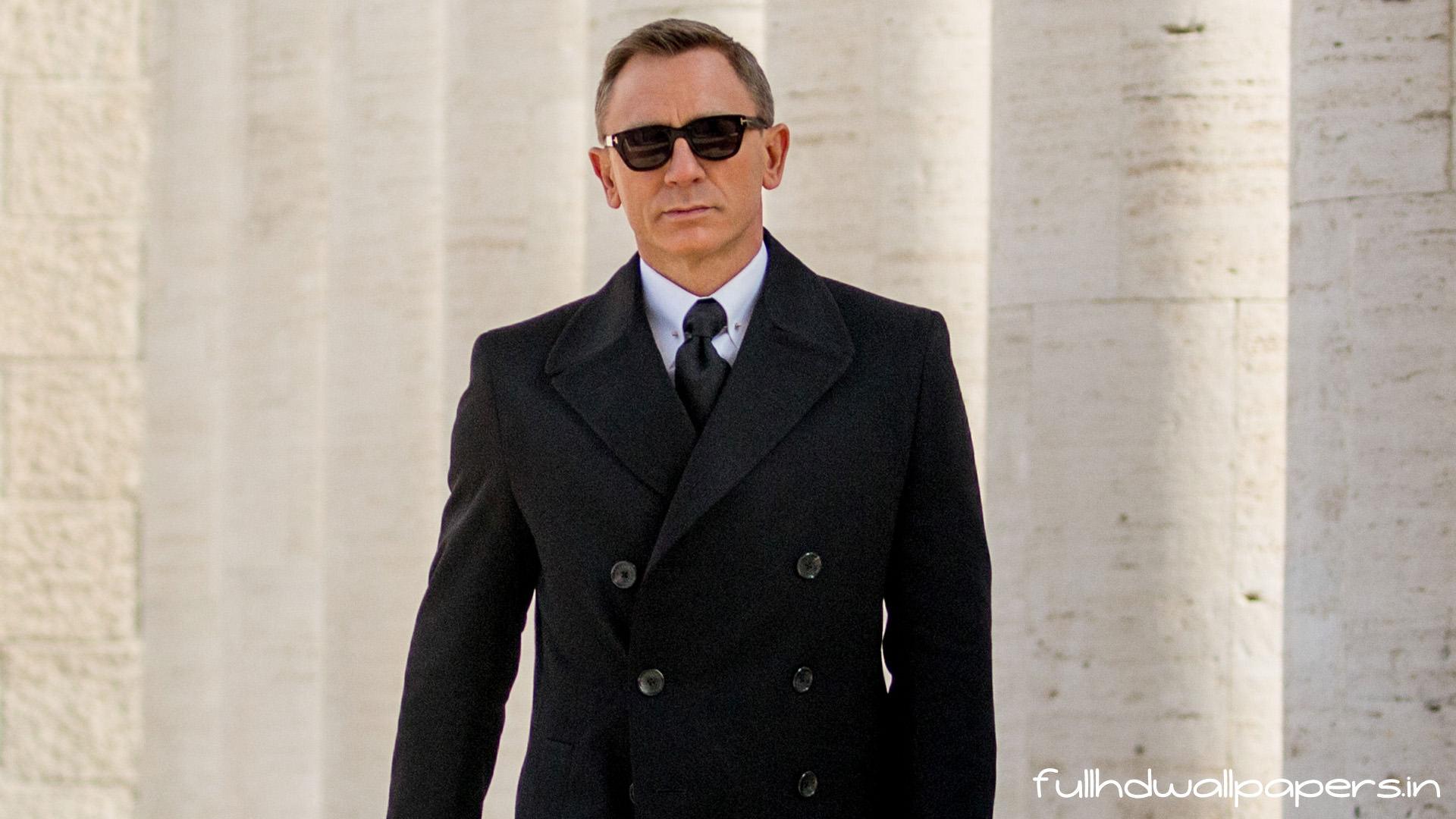 Daniel Craig in james bond spectre HD Wallpaper