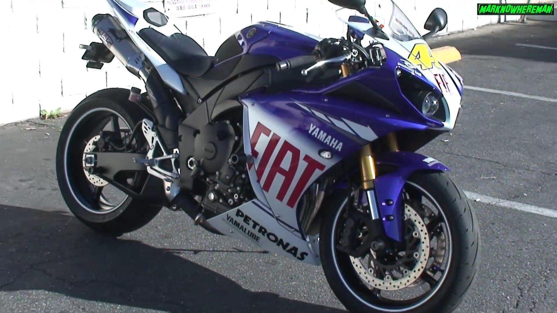 YAMAHA YZF R1 Valentino Rossi Edition W/ YOSHIMURA Exhaust